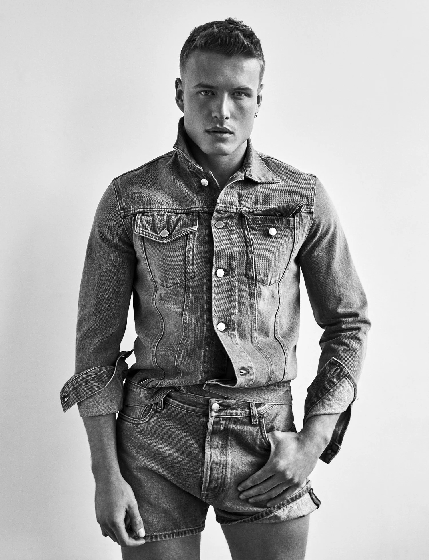 20230316_ManAboutTown_1576_Shot 09.jpg