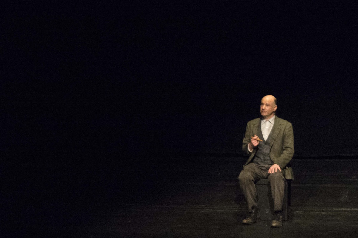 Roger Grundwald performing The Mitzvah