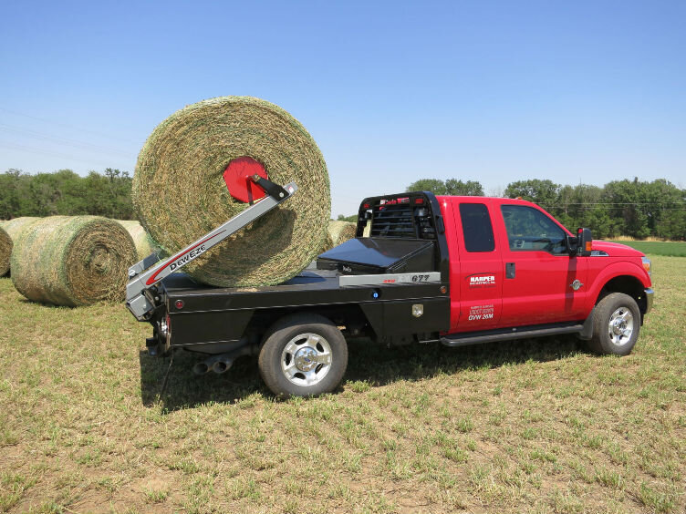bolinger.buffalo.wy.parallel-squeeze-08 Deweze.bed.bale.flatbed.truck.round.jpg