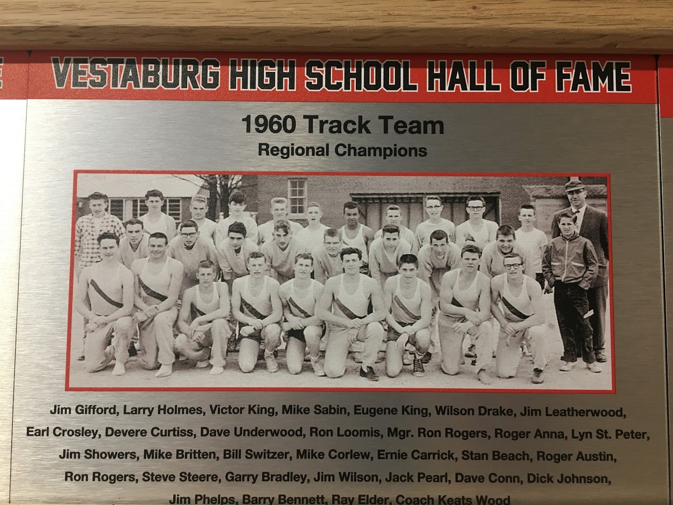 HF1960_TrackTeamRegionalChampsPlaque.jpg