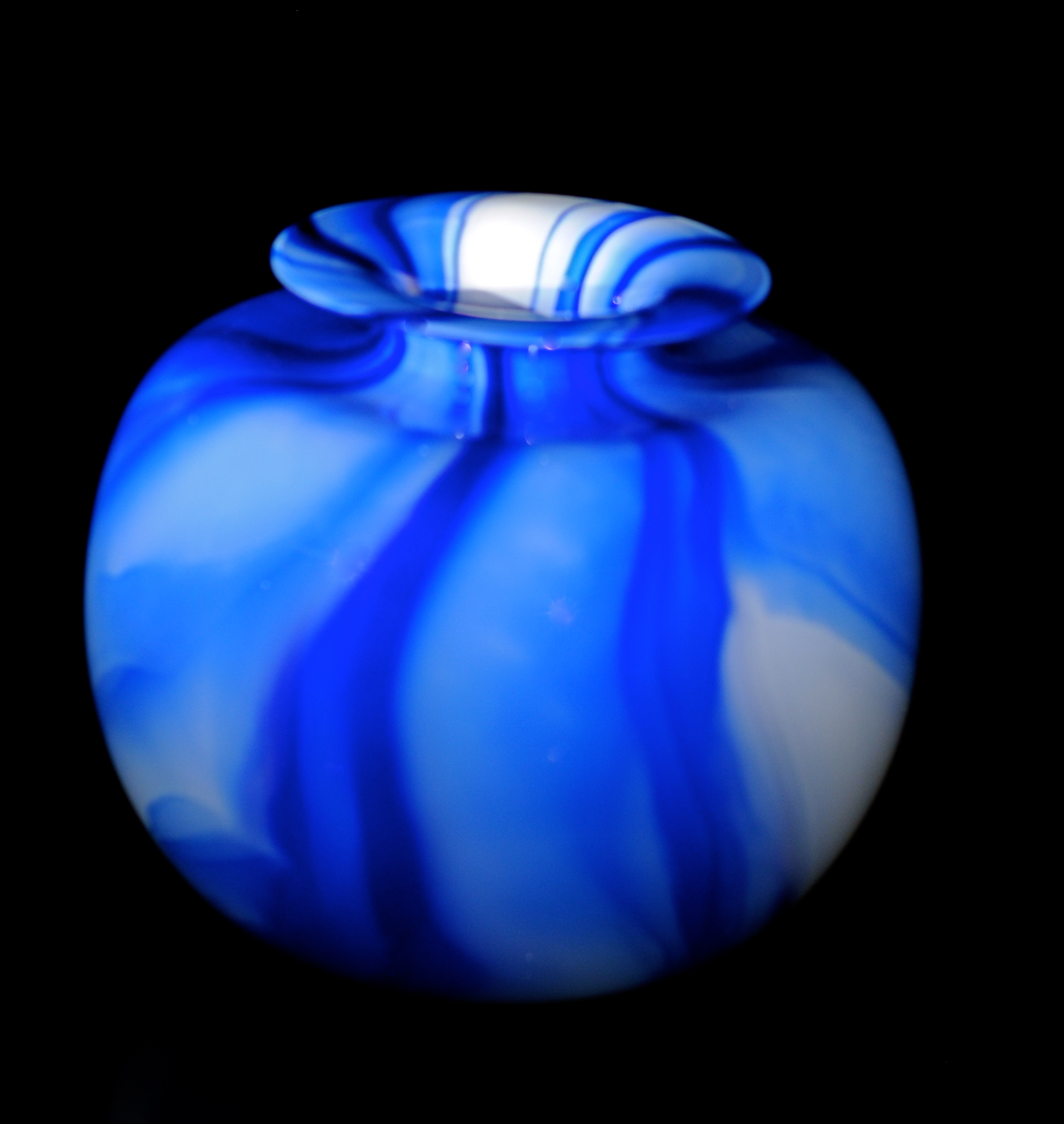 Marble Vase Blue Squat2.jpg