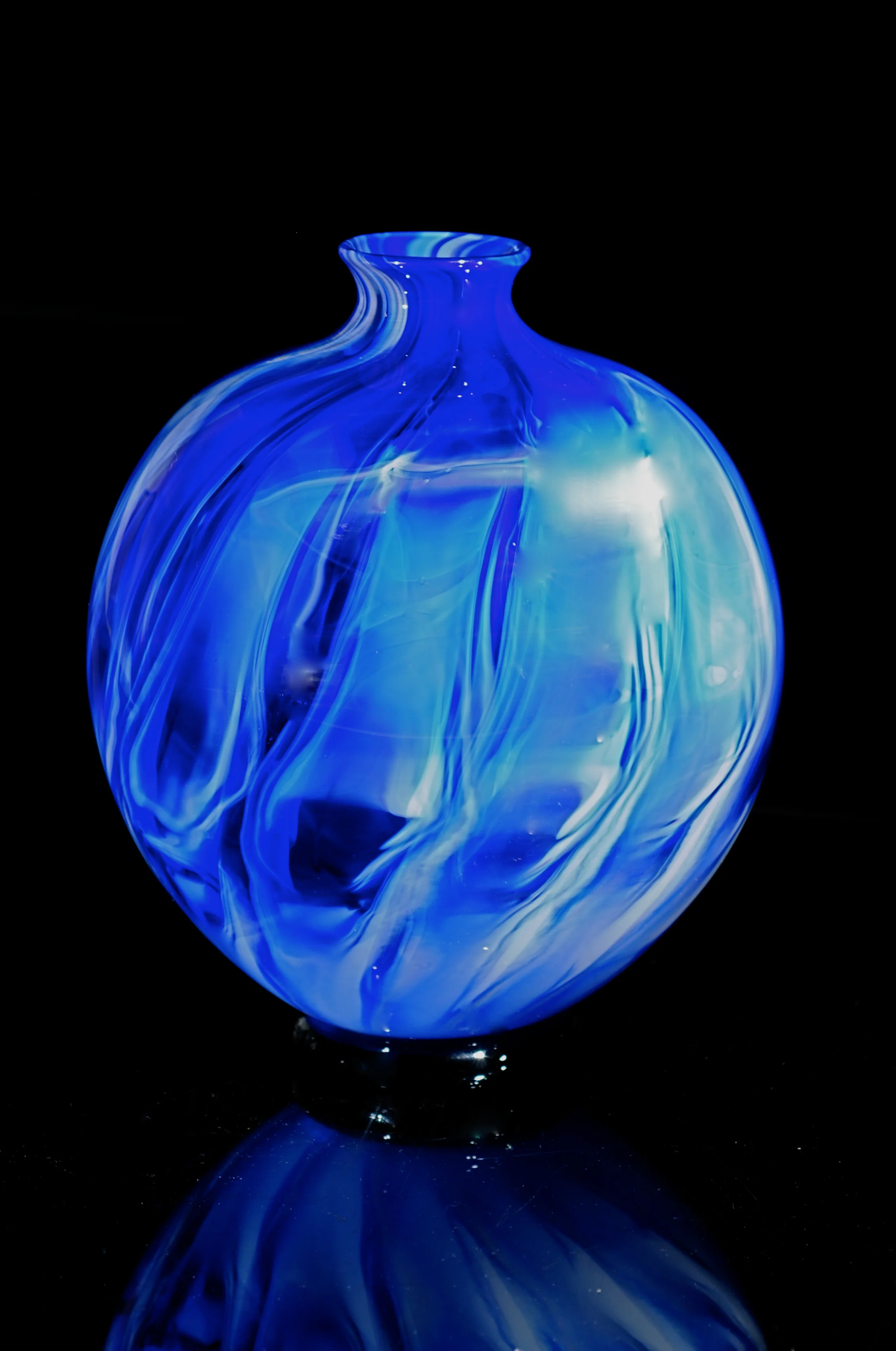 Mokume Cobalt Round Vase.jpg