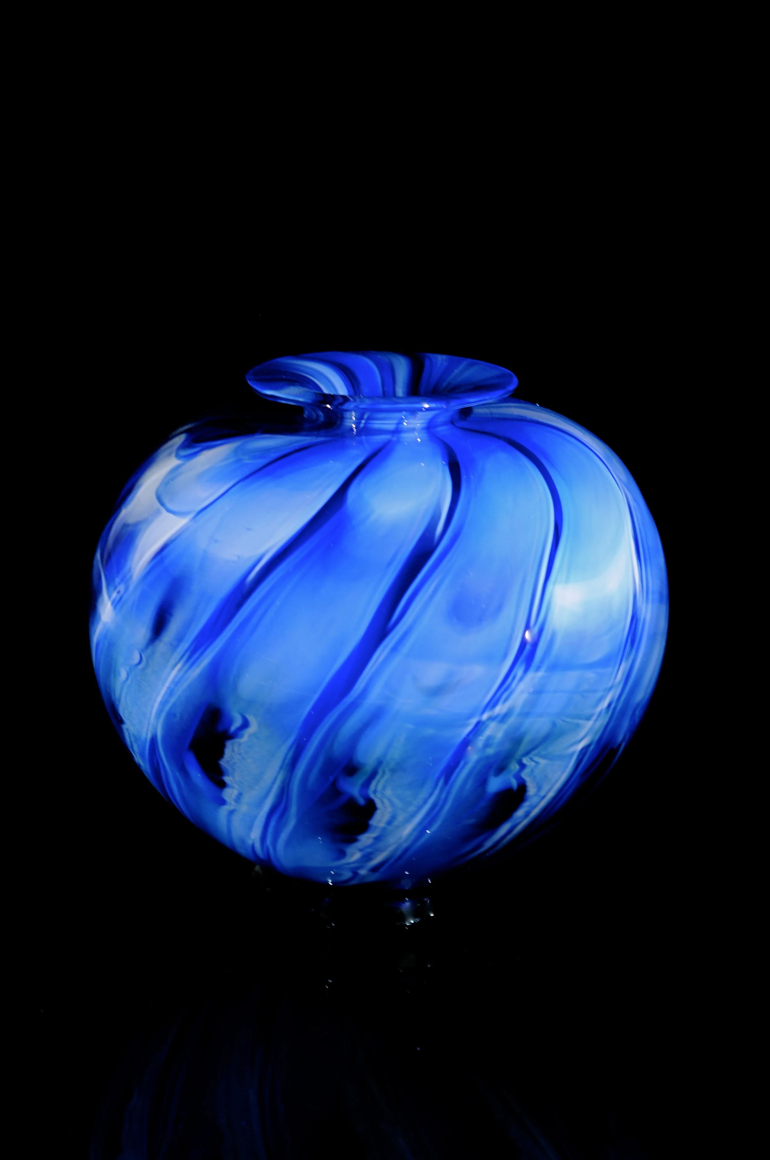 Mokume Cobalt Short Vase3.jpg