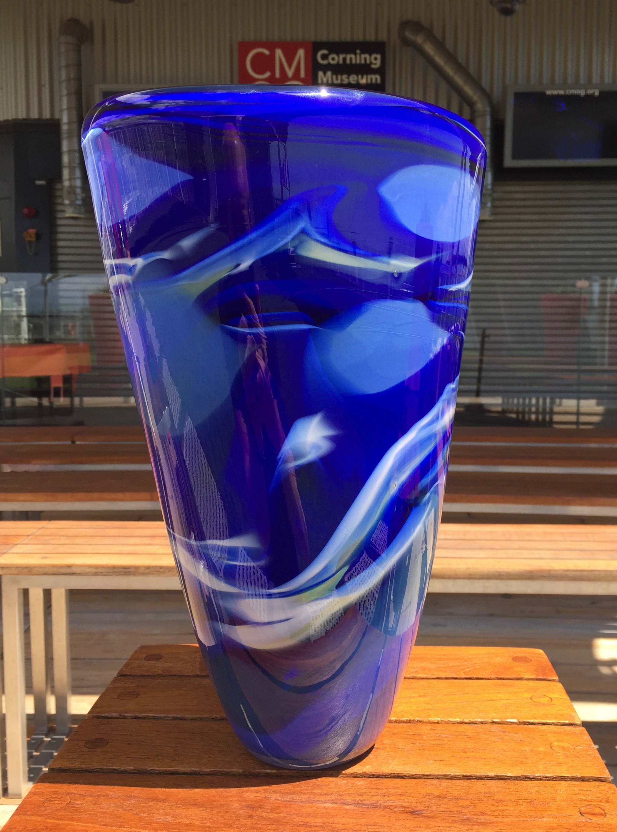 x Oceanic Vase.jpg