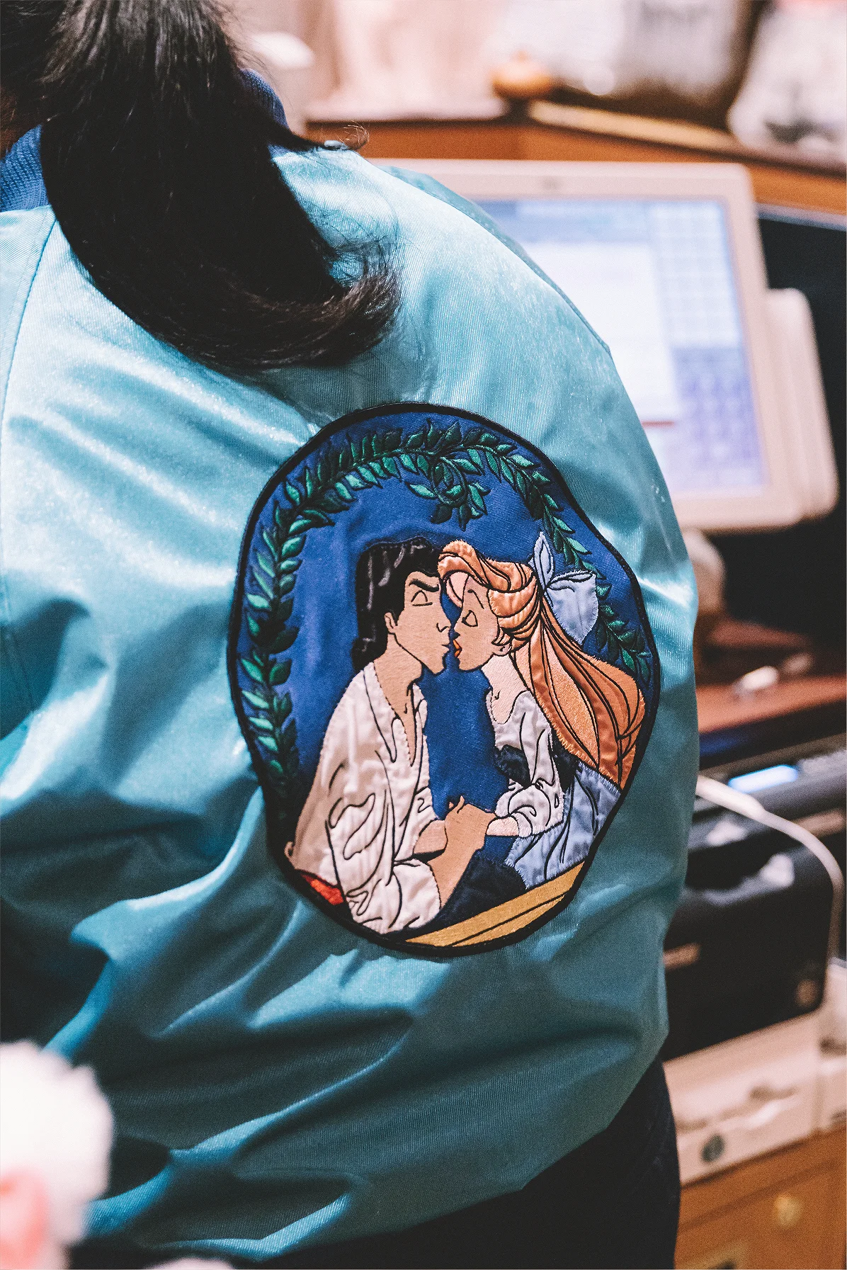 Kiss De Girl Fashions has the cutest jackets and the nicest Cast Members. I was searching for a very specific item and about three different girls looked all over the store to find it. 