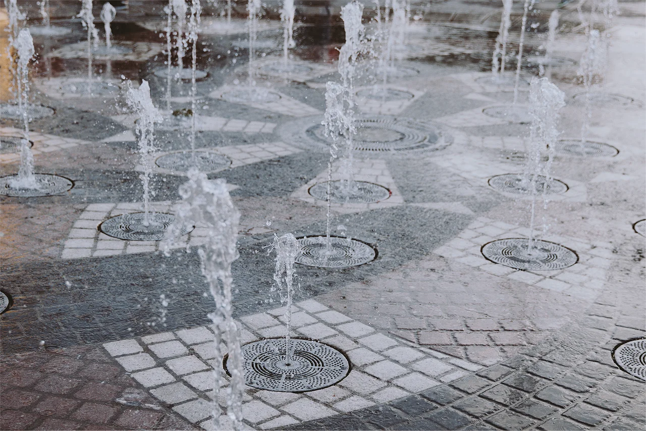 I can only assume that this must be very refreshing in the summer, but definitely not when it’s the middle of March.