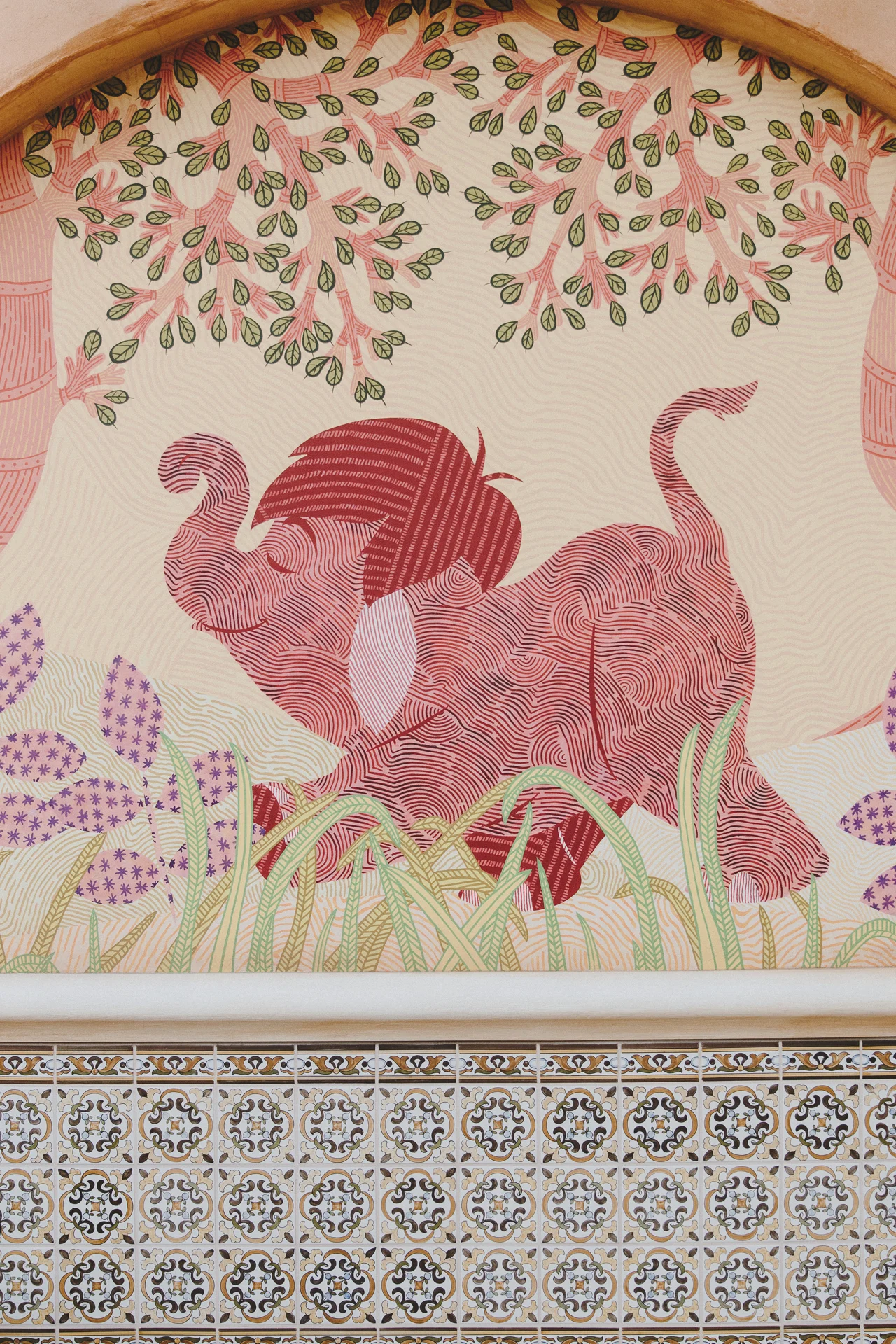 They've also got these fantastic murals featuring The Jungle Book characters. 
