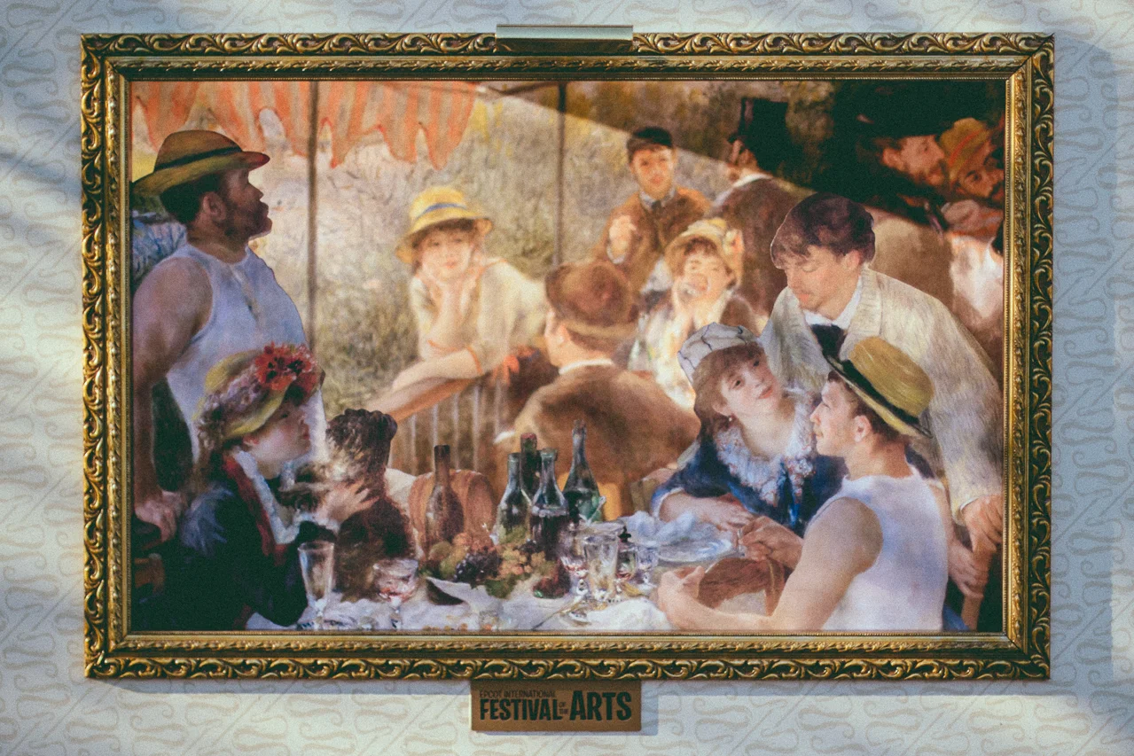 This portrait in France allowed us to do whatever we pleased. It's fun to get really creative here. 