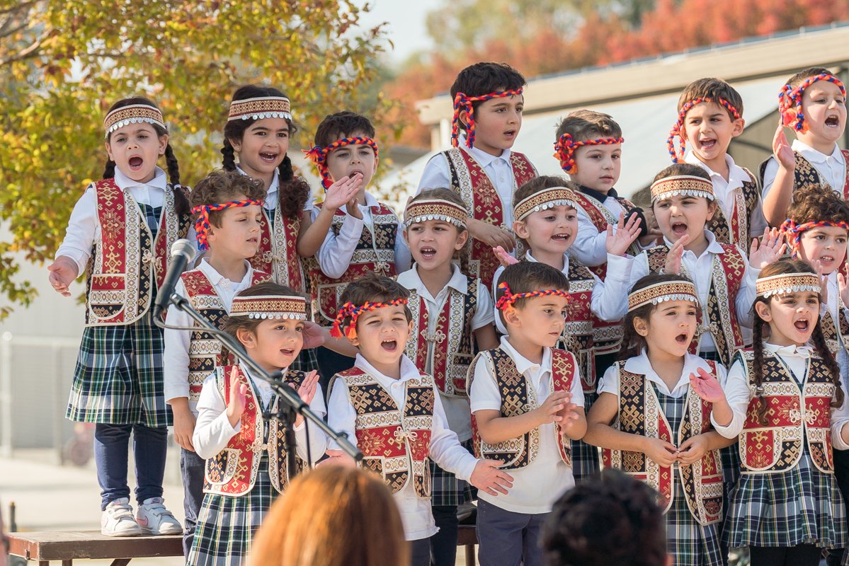 21.10.28 (CKACS Armenian Cultural Assembly)-019.jpg