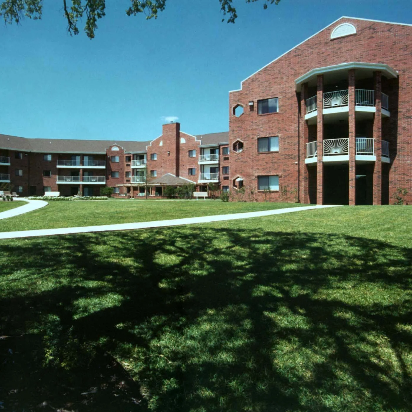Camlu-Kerrville Ext Photo.jpg