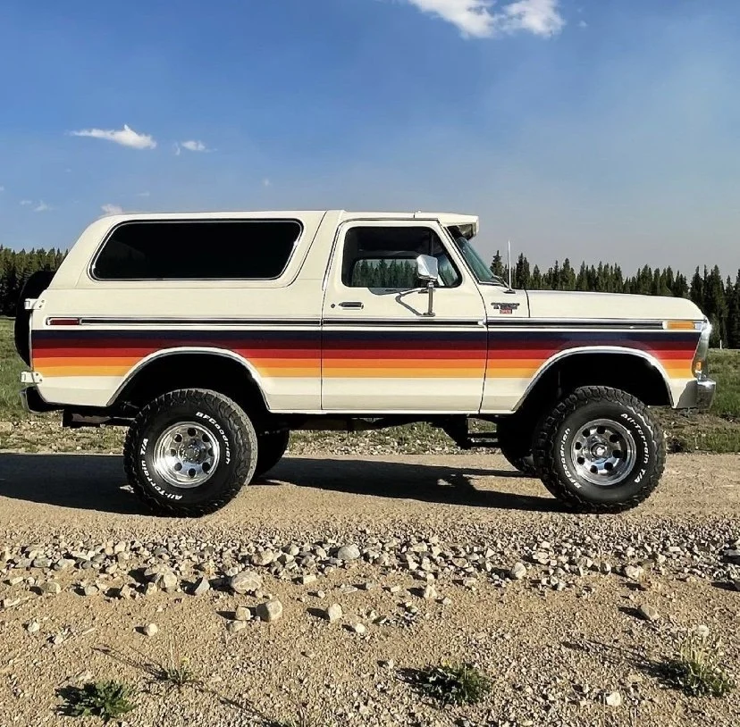 Ford_Bronco.jpg