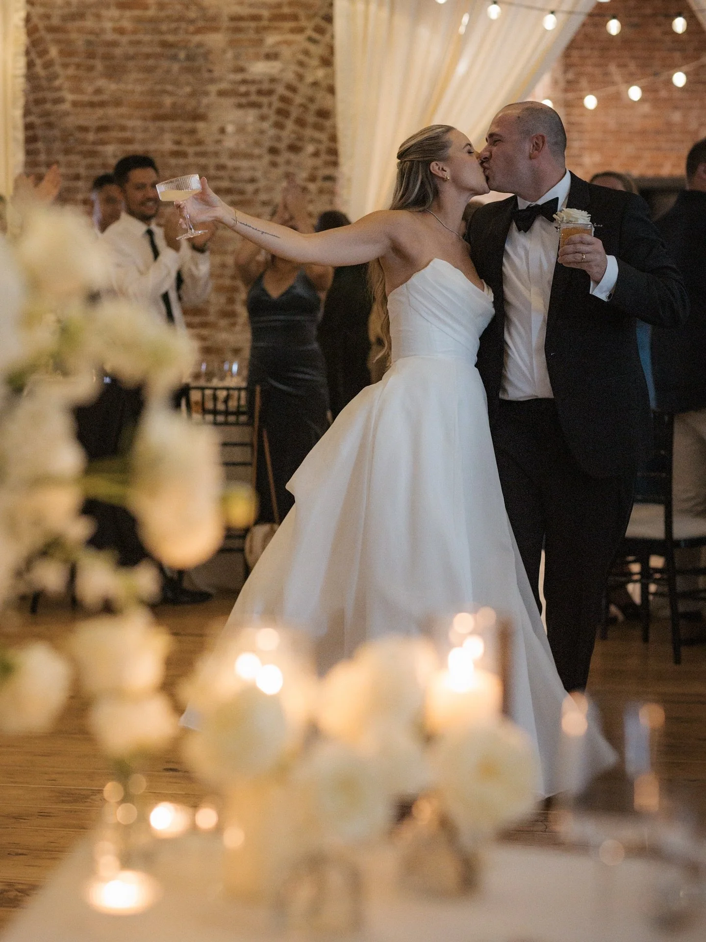 Jules and B&rsquo;s downtown wedding 💍 
-
Photography: @saraholiviaphoto
Videography: @pacificlightphotos
Venue: @ecotrustevents
Coordination: @yourperfectbridesmaid
Florals: @wildflower_hill_floral
Rentals: @ardeneventcollective
Disco balls: @green