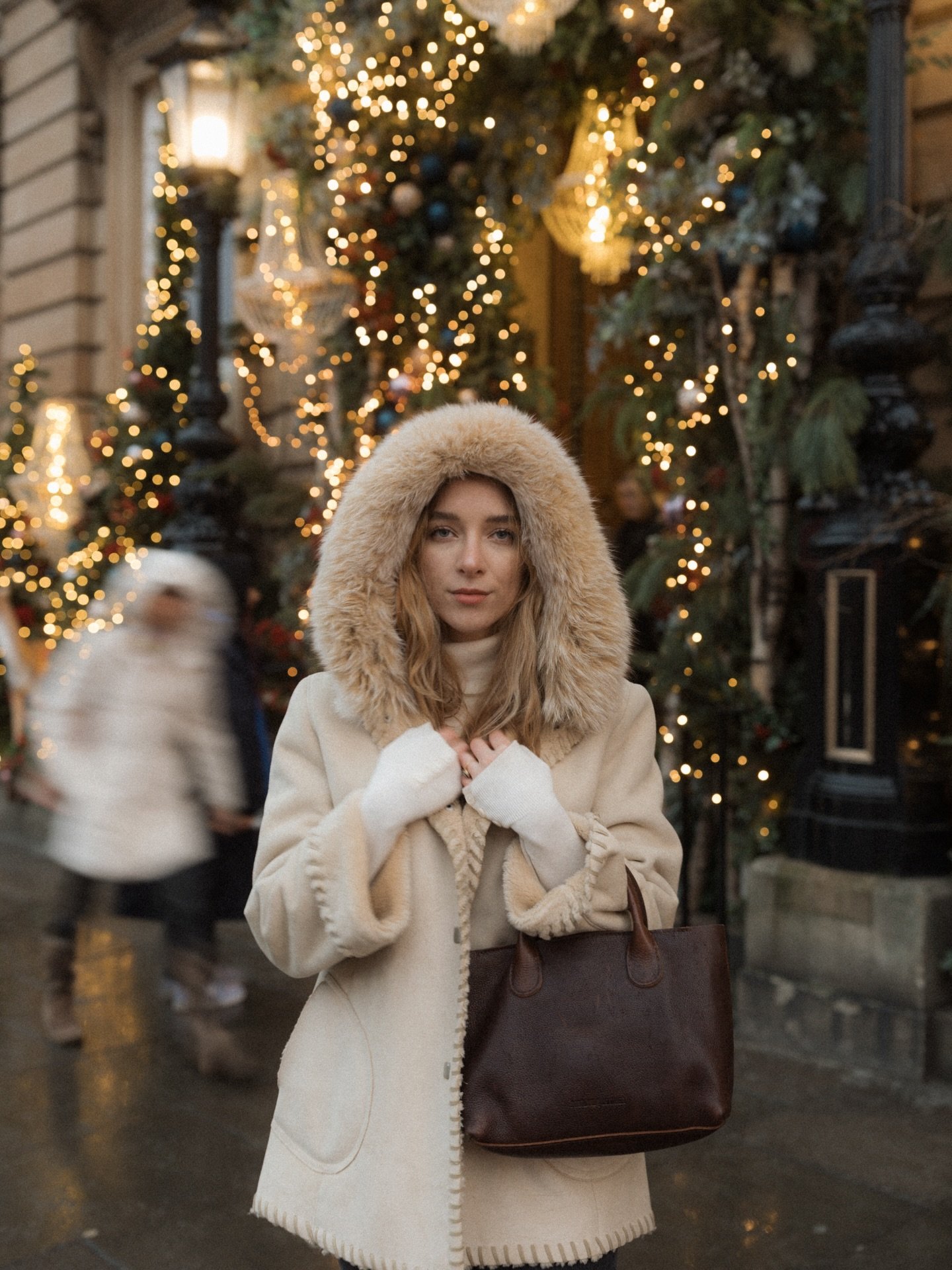 Merry Christmas!! 
Officially taking pause from answering messages until the New Year, unless it comes in the form of memes 🎄🎄🎄🎄🎄