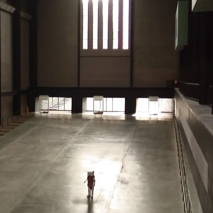 Boxbot+video+%2F+event+for+tate+modern+still.jpg