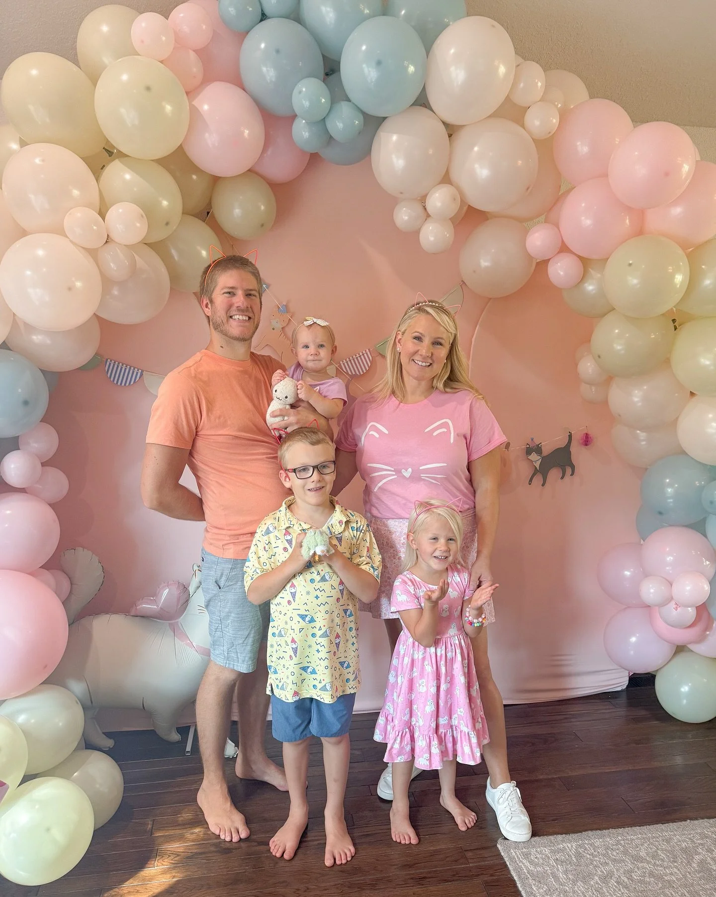A few more party pics from Rowan&rsquo;s adorable cat themed birthday! Can&rsquo;t wait to see what this year brings for our girl! Next I&rsquo;ll be sharing Ruby&rsquo;s first birthday! 🩷