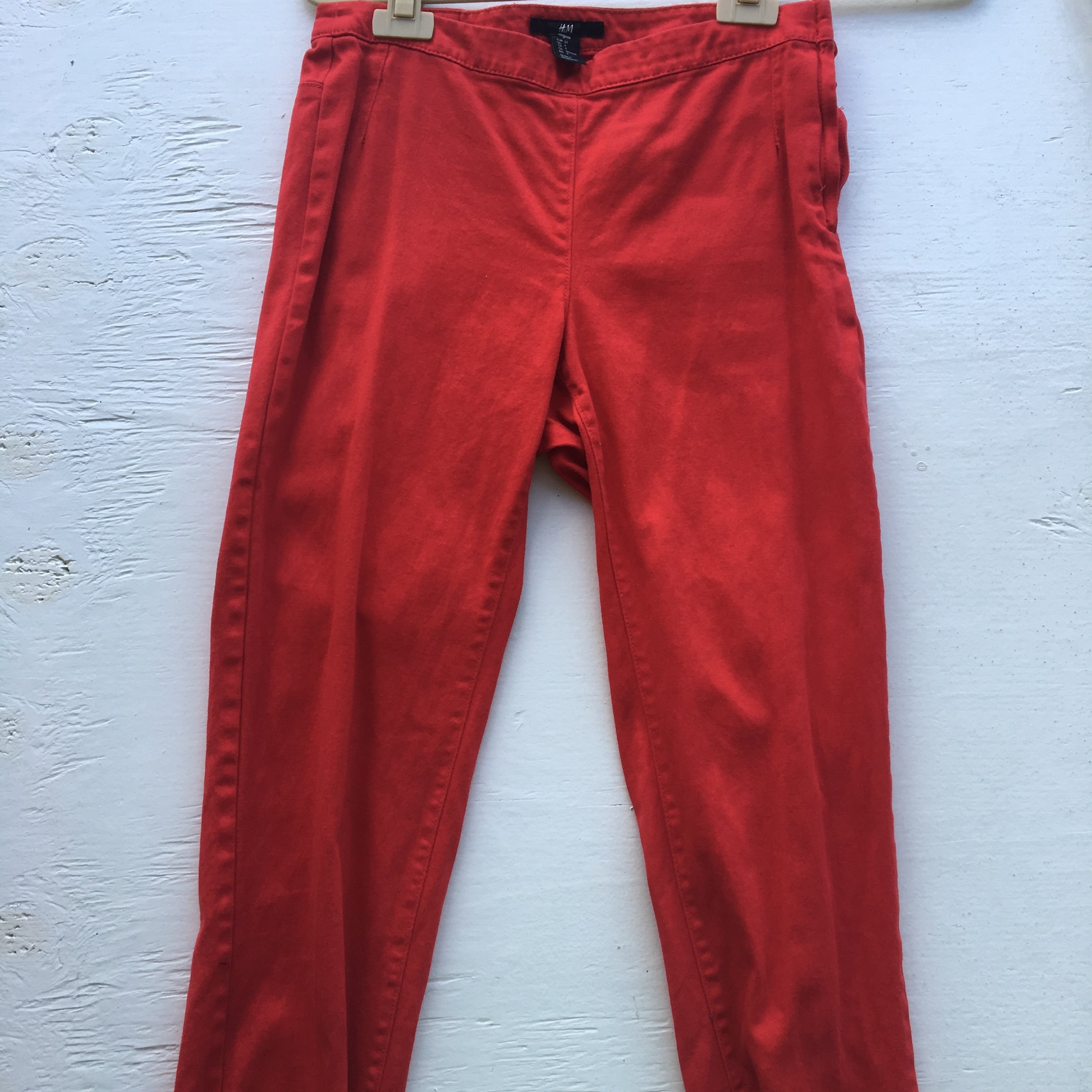 Red Leggings.JPG