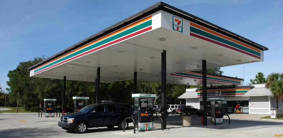 2802 East Fountain Boulevard, Colorado Springs, CO 80910 2,830 SF STNL 7-Eleven $1,481,000