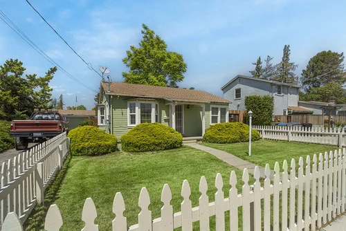 1588 Meridian Ave & 1591 Hamilton Ave