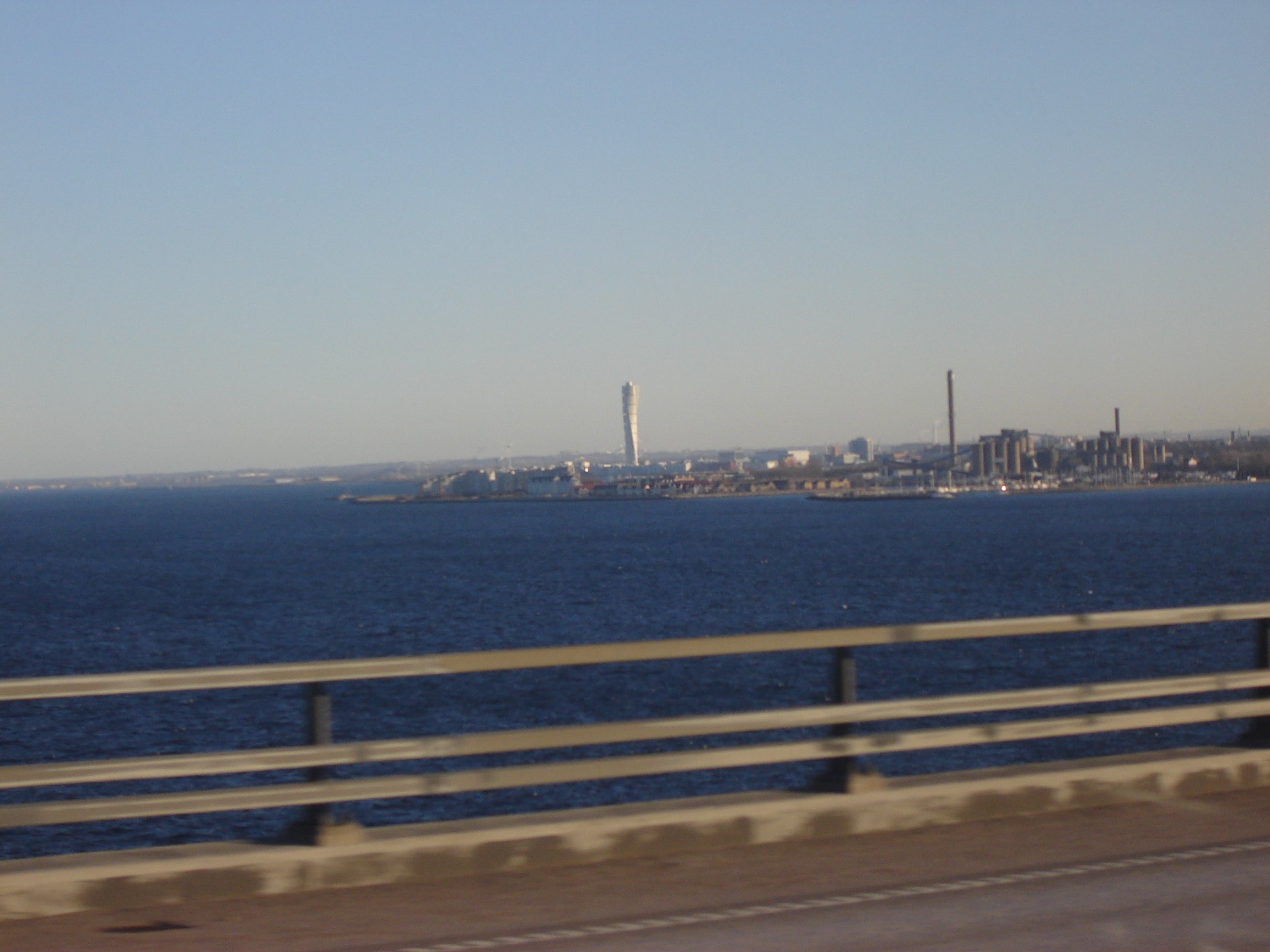 E0670LookingTowardsMalmoOresundBridge-Feb.14,2008.JPG