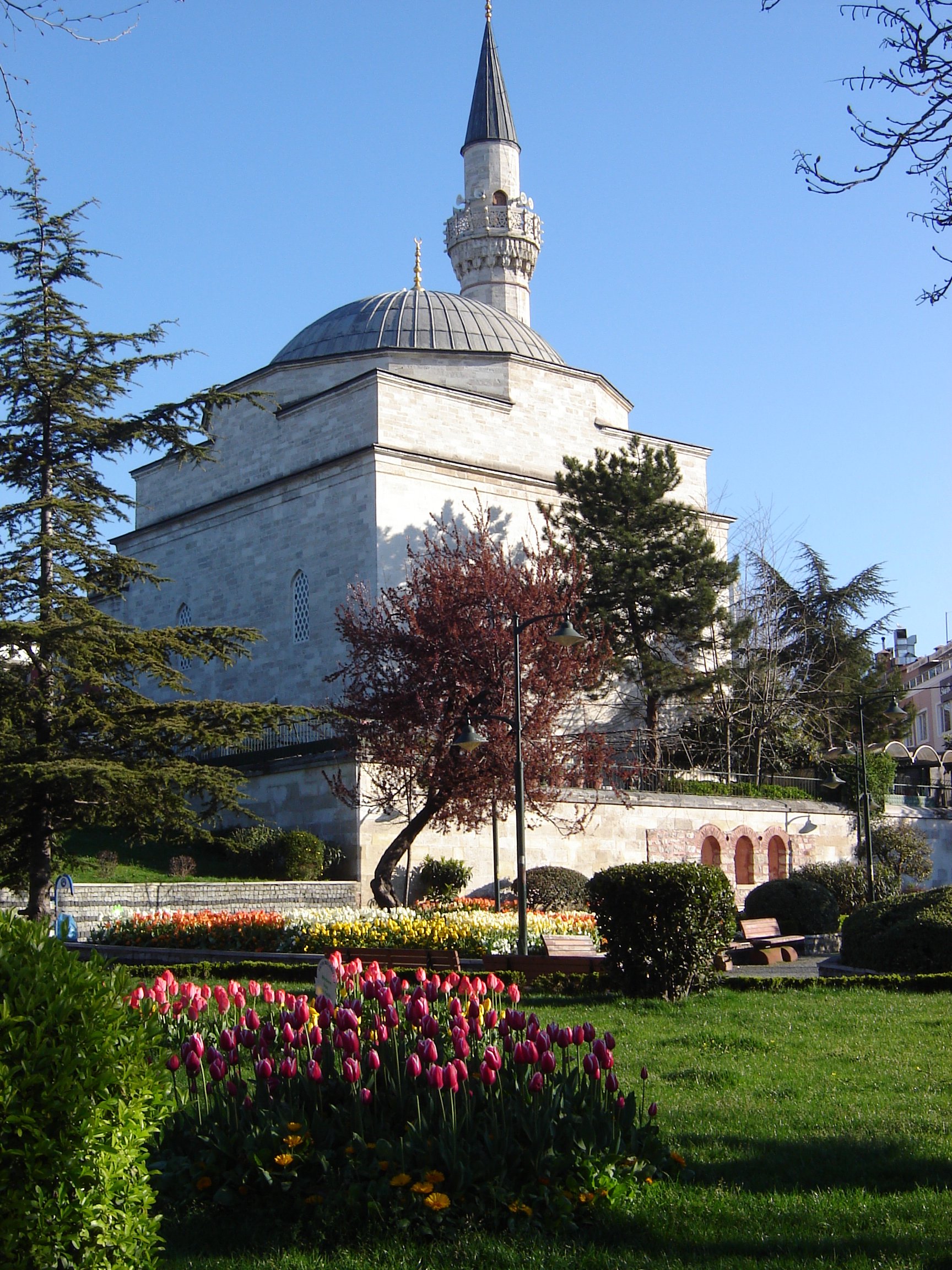 D0549MinaretAtSultanahmetParkIstanbul,TRK-Apr.21,2011.JPG