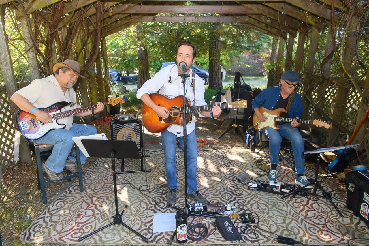 Art & Wine in the Garden with Birchbark-036.jpg