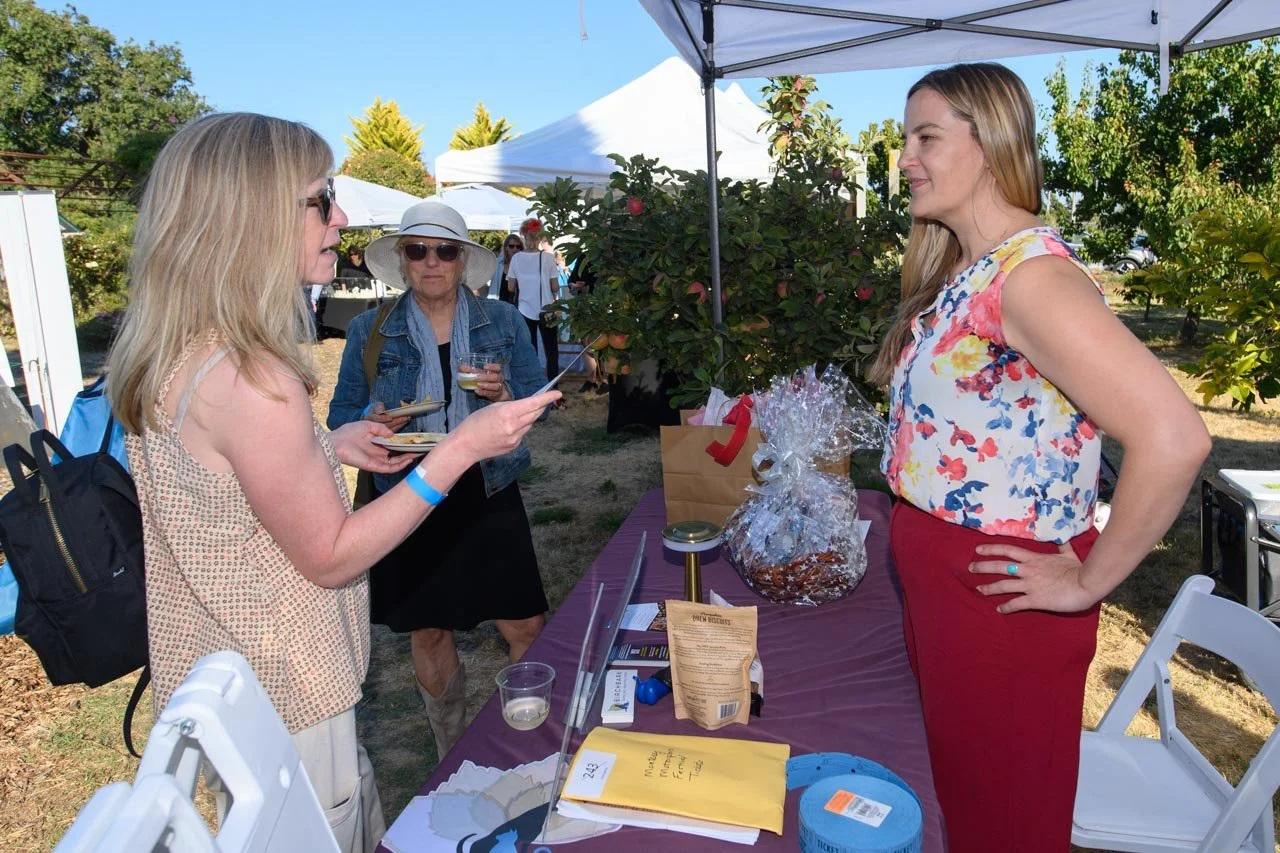 Art & Wine in the Garden with Birchbark-062.jpg