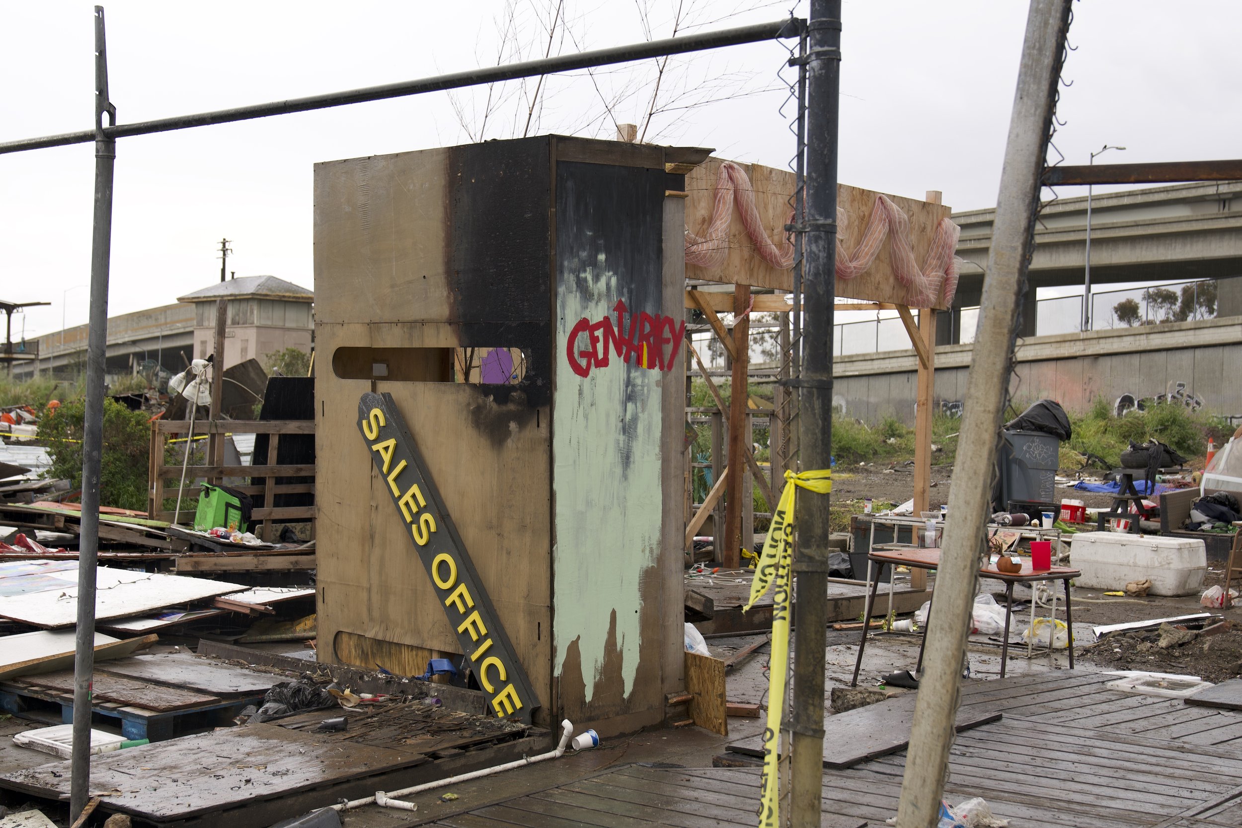 Wood St_Gentrify sales office.jpeg