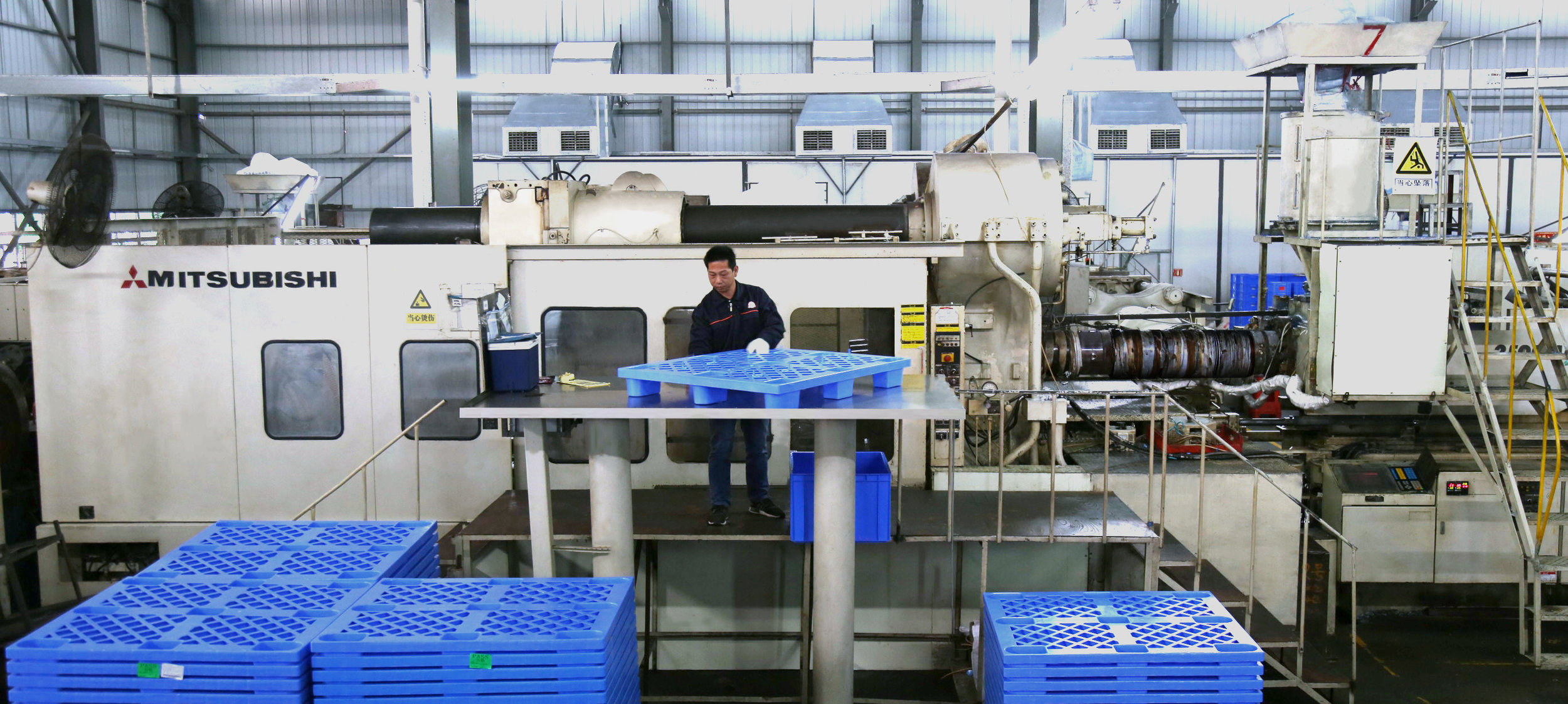 Standard Products Division - Injection Moulding Workshop