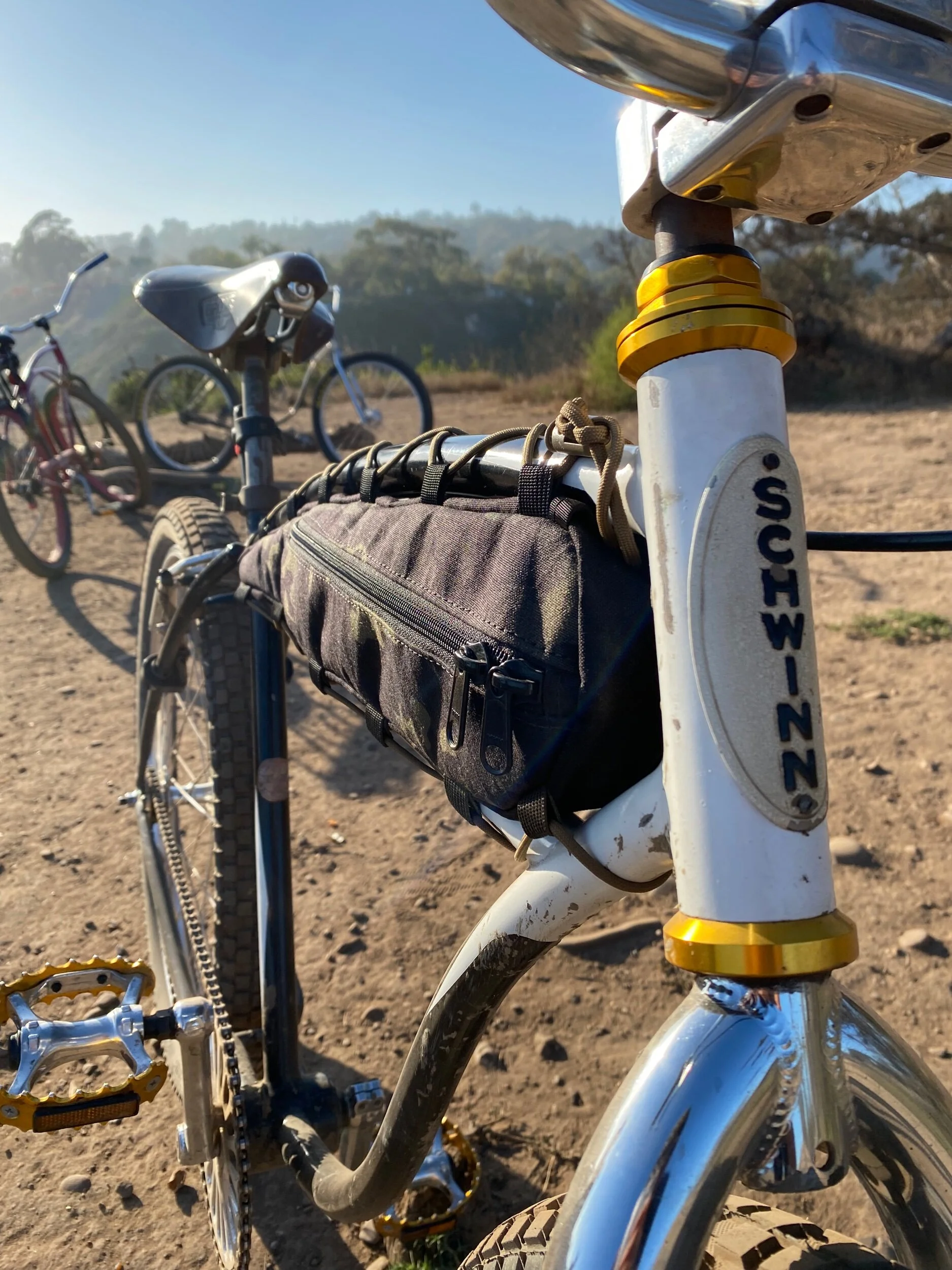 D8AB935B-077F-4FC4-A740-C08C3D899D88