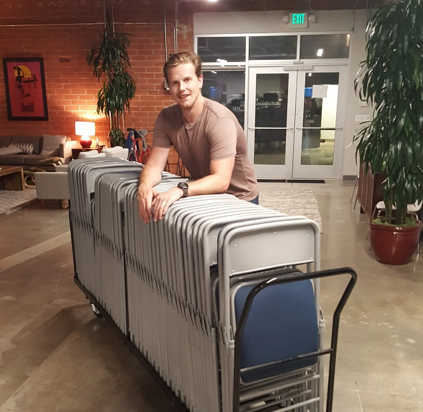 Master of the chairs - Joe Scheffler