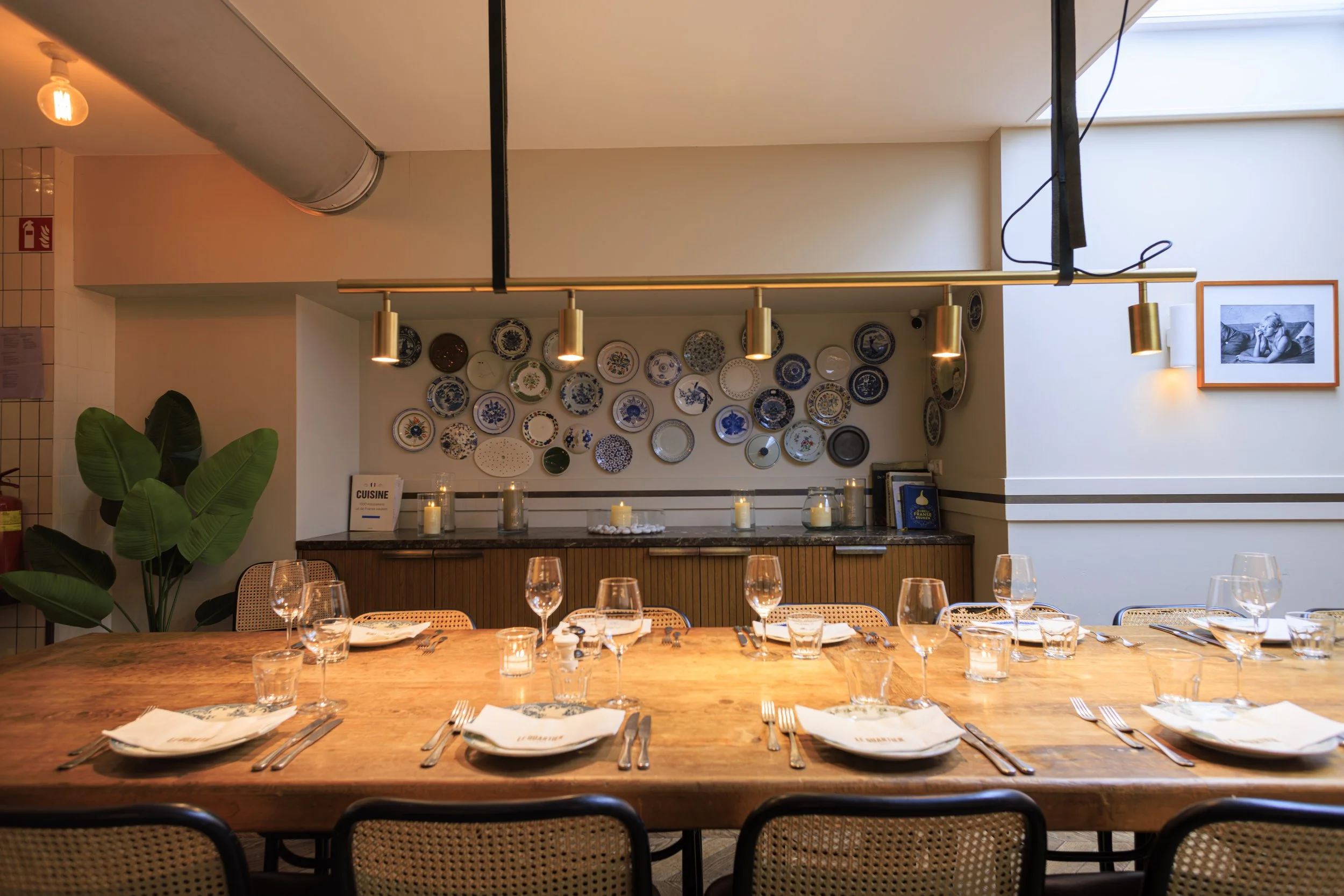 2511 stamtafel liggend 7 Brasserie Le Quartier-42.jpg