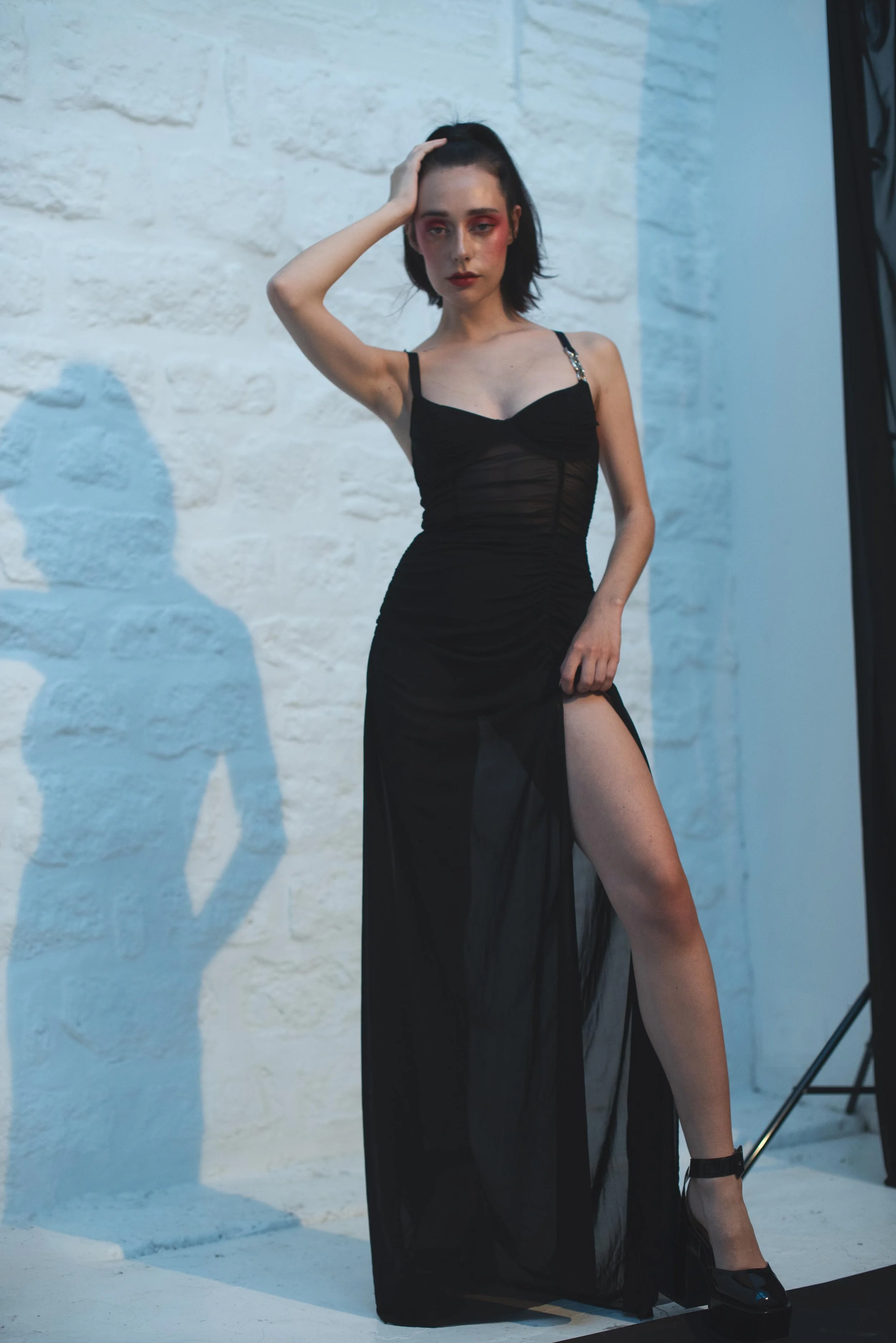 1ES PALOMA CASILE LARA ROBE 2.jpg