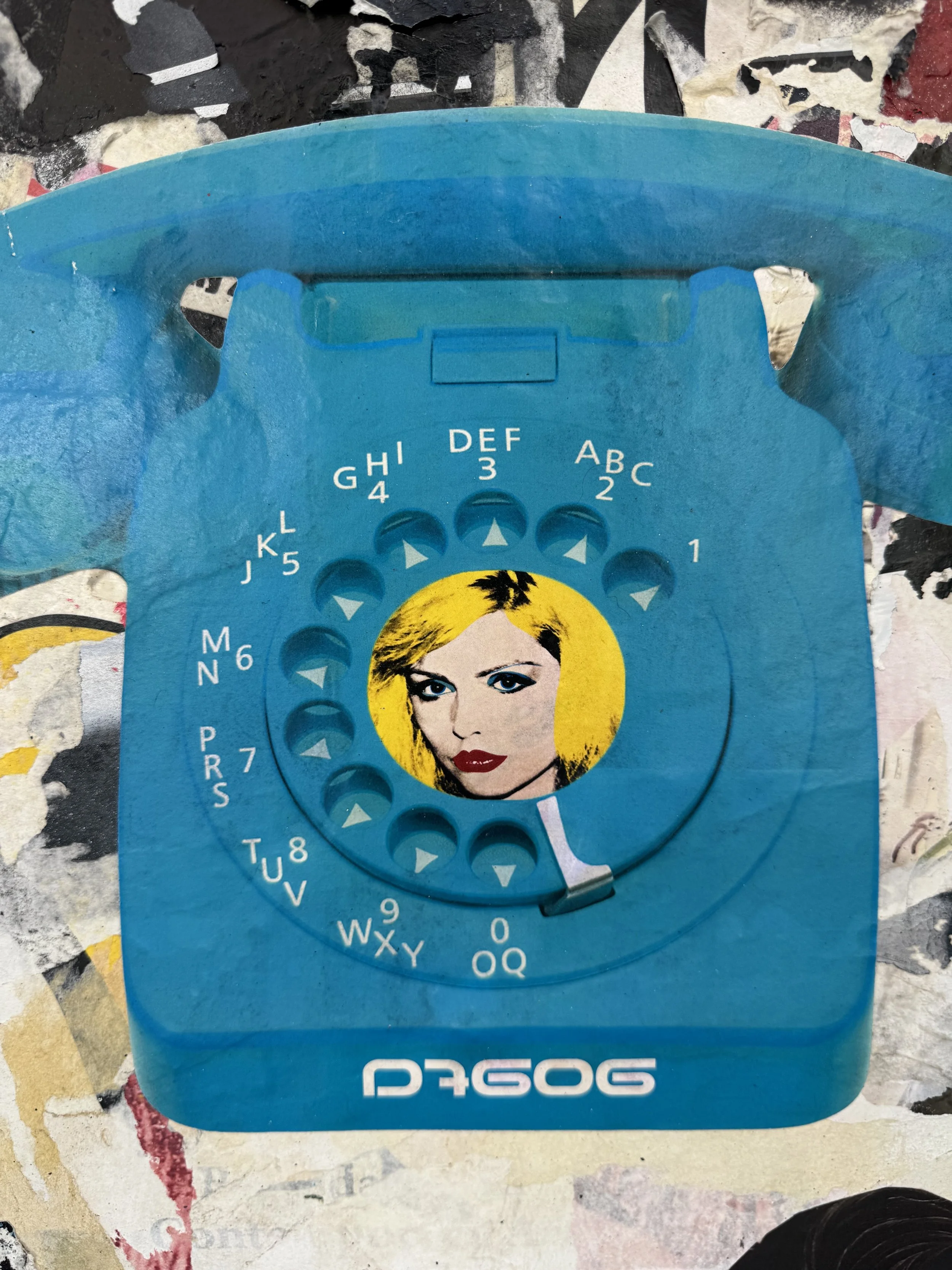 Blondie Gallery District Phone