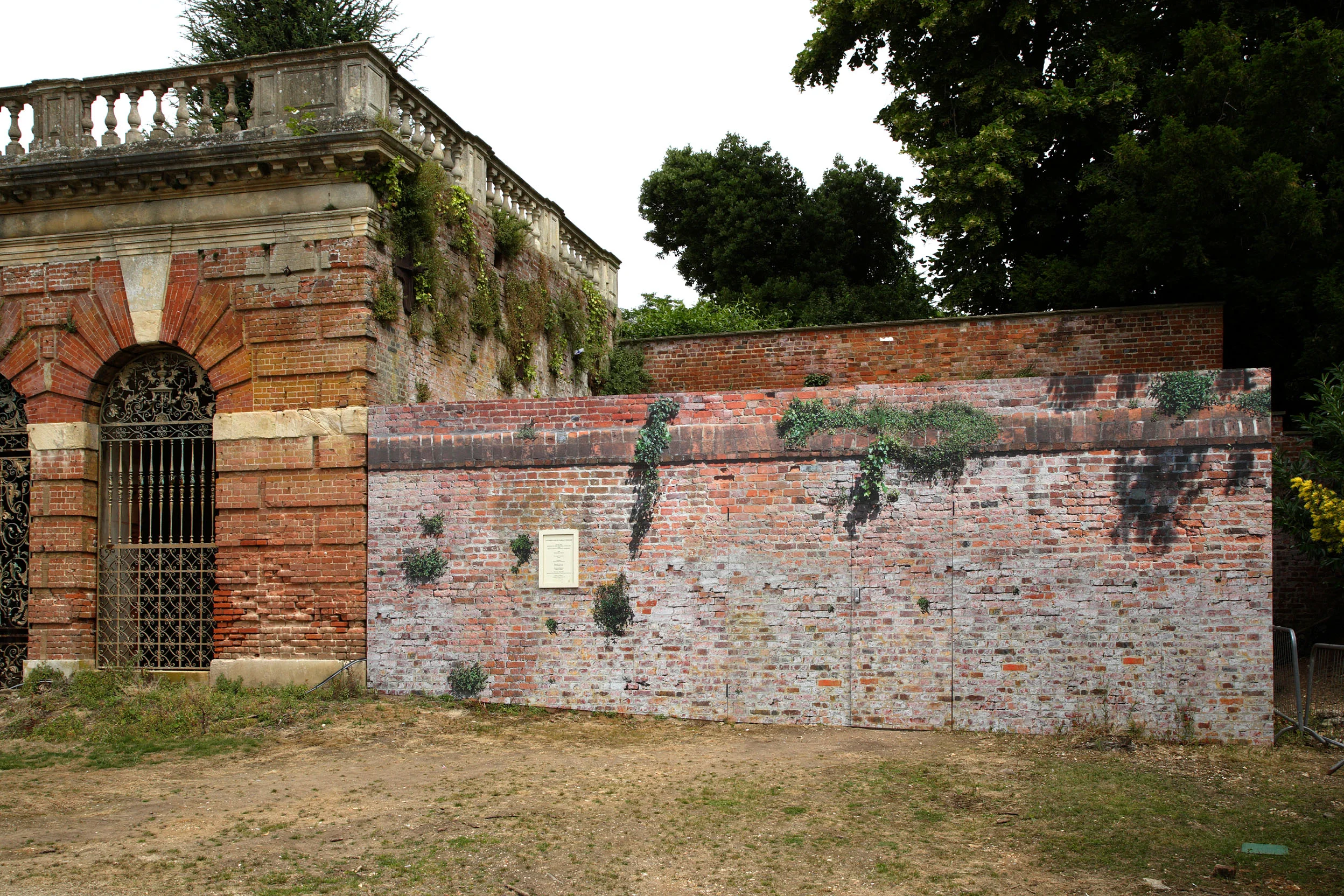 _T8O0520 Cliveden 26 June 2014 PLJ.jpg