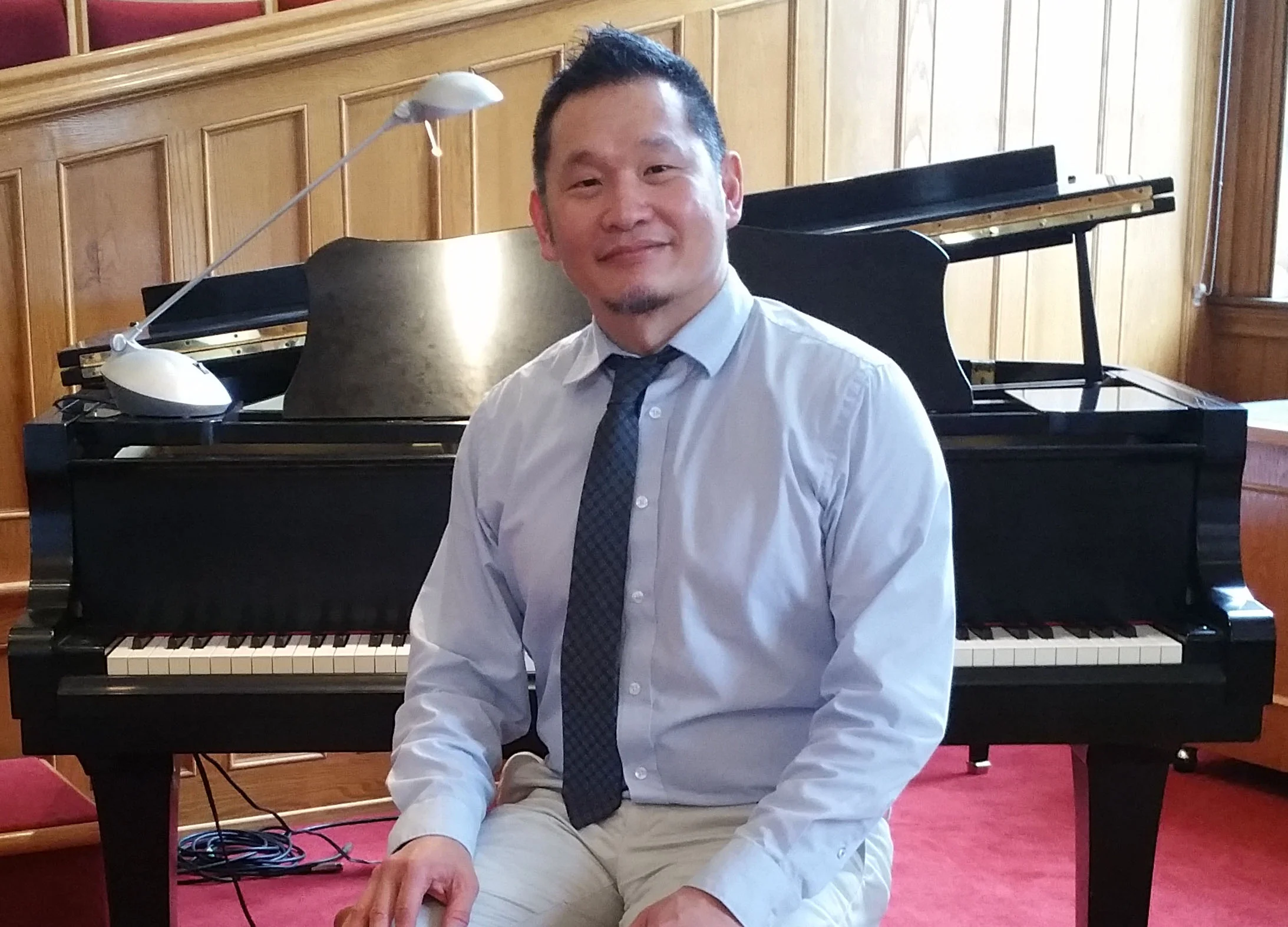 jim-at-piano2.jpg