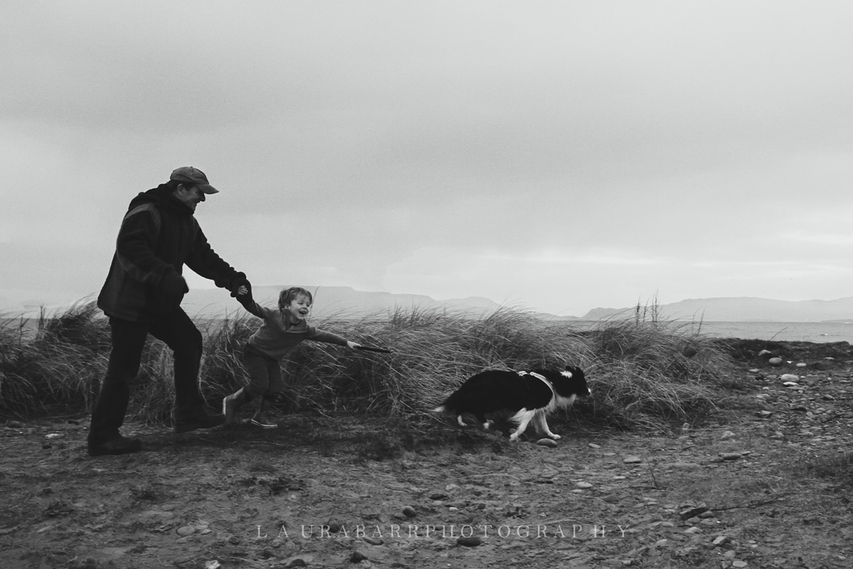 Barr Family in Ireland © Laura Barr Photography11.jpg