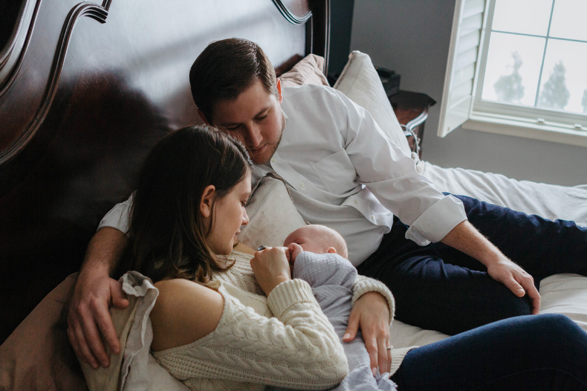 newborn session look of love - laura barr photography