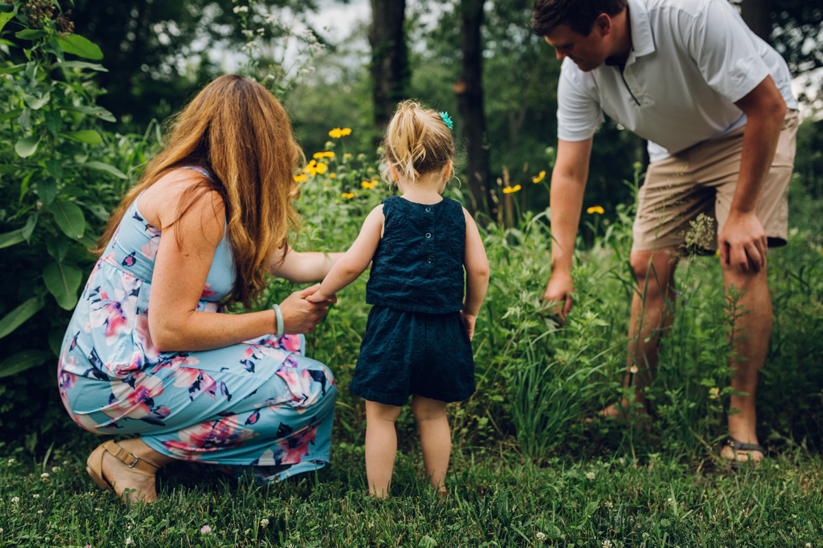 weir farm family maternity session by laura barr photography
