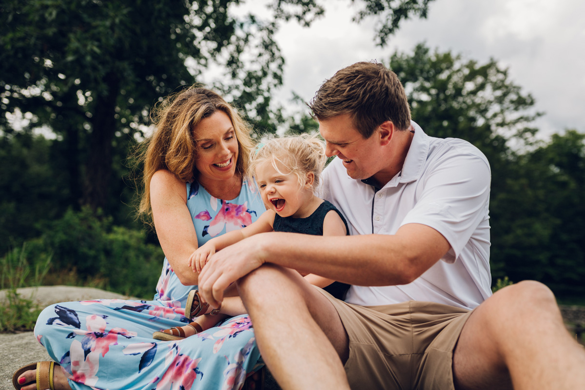 sweet family photos at weir farm