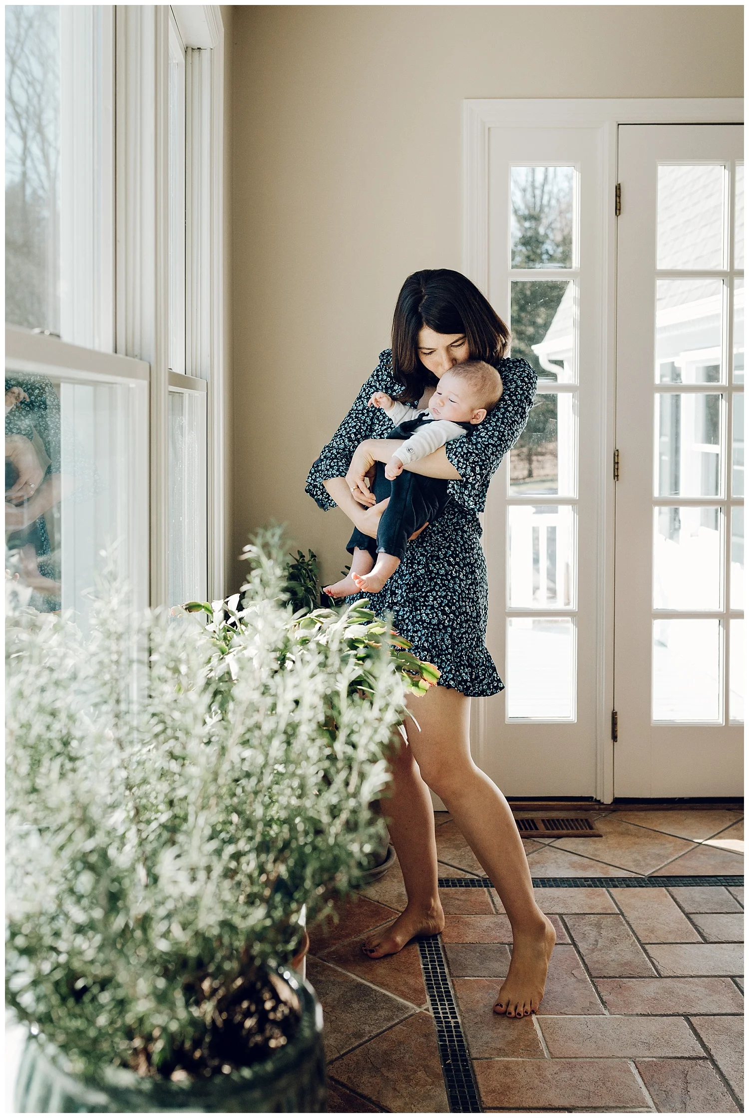 lifestyle newborn session in greenwich ct