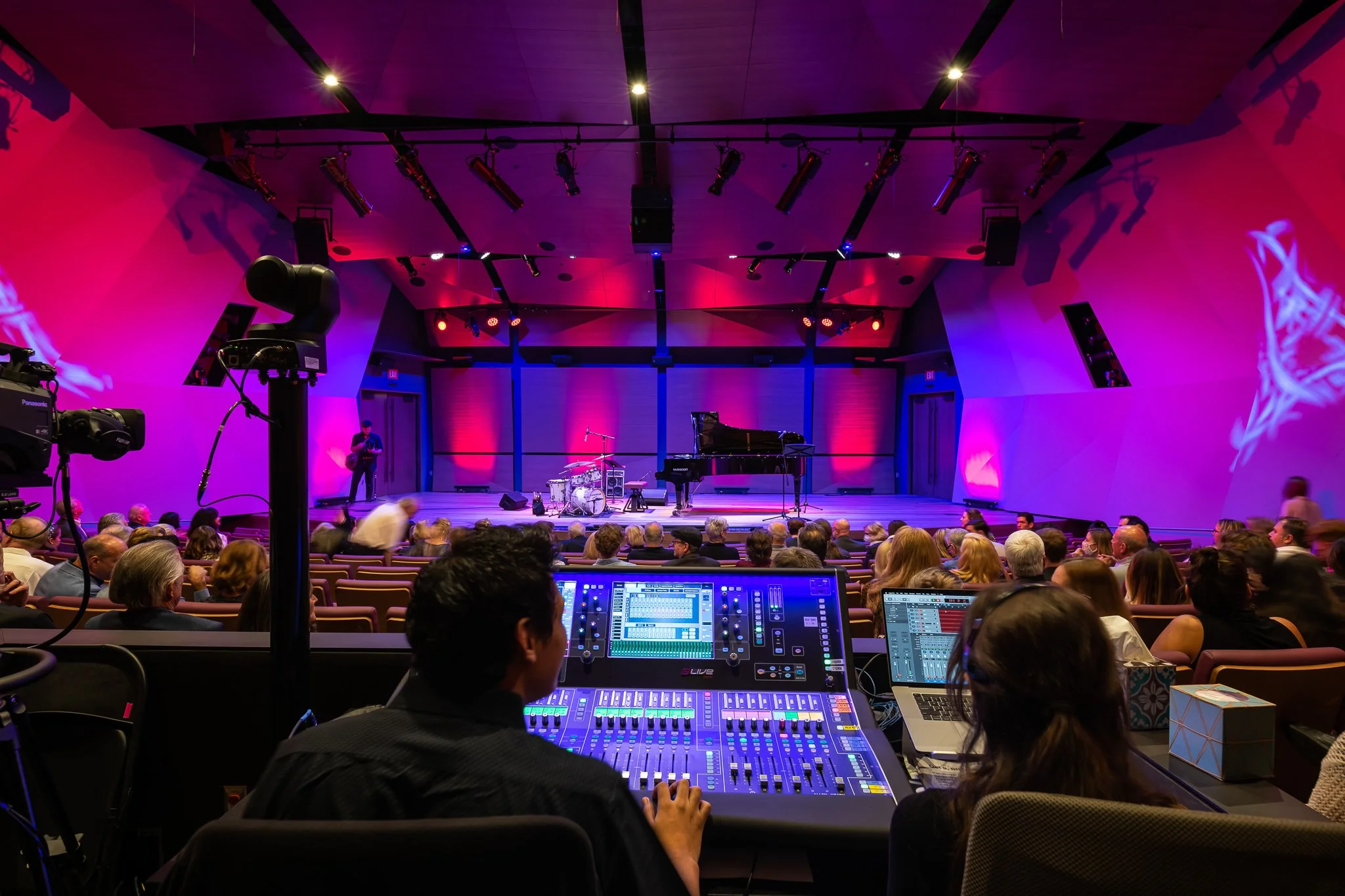 Ravenscroft Finals Grand Opening_180 Degrees_An Pham_0390-Edit.jpg