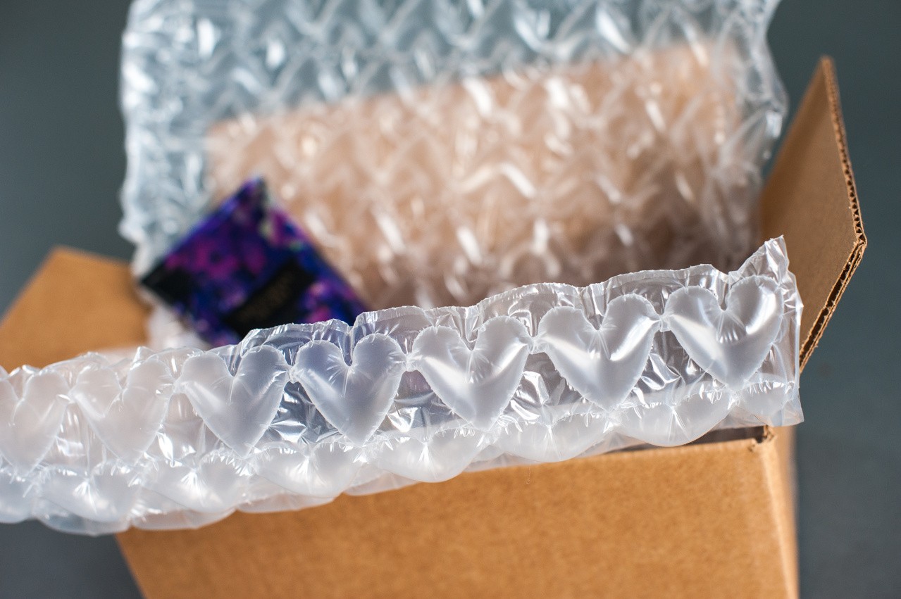 sealed air bubble wrap ib expressions in heart pattern inside cardboard box