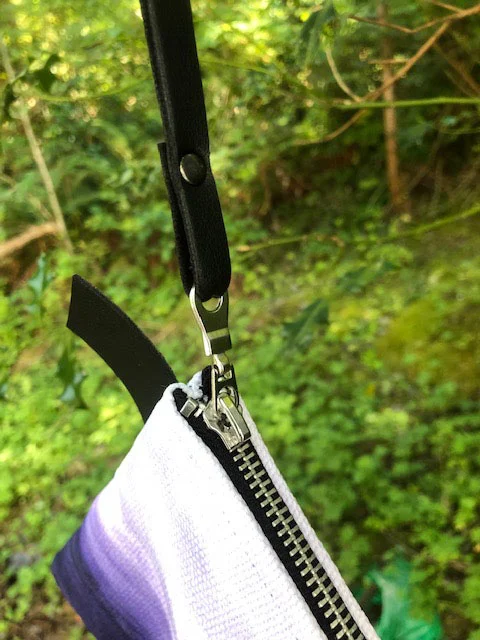 Dreaming pouch close up pull tab.jpg