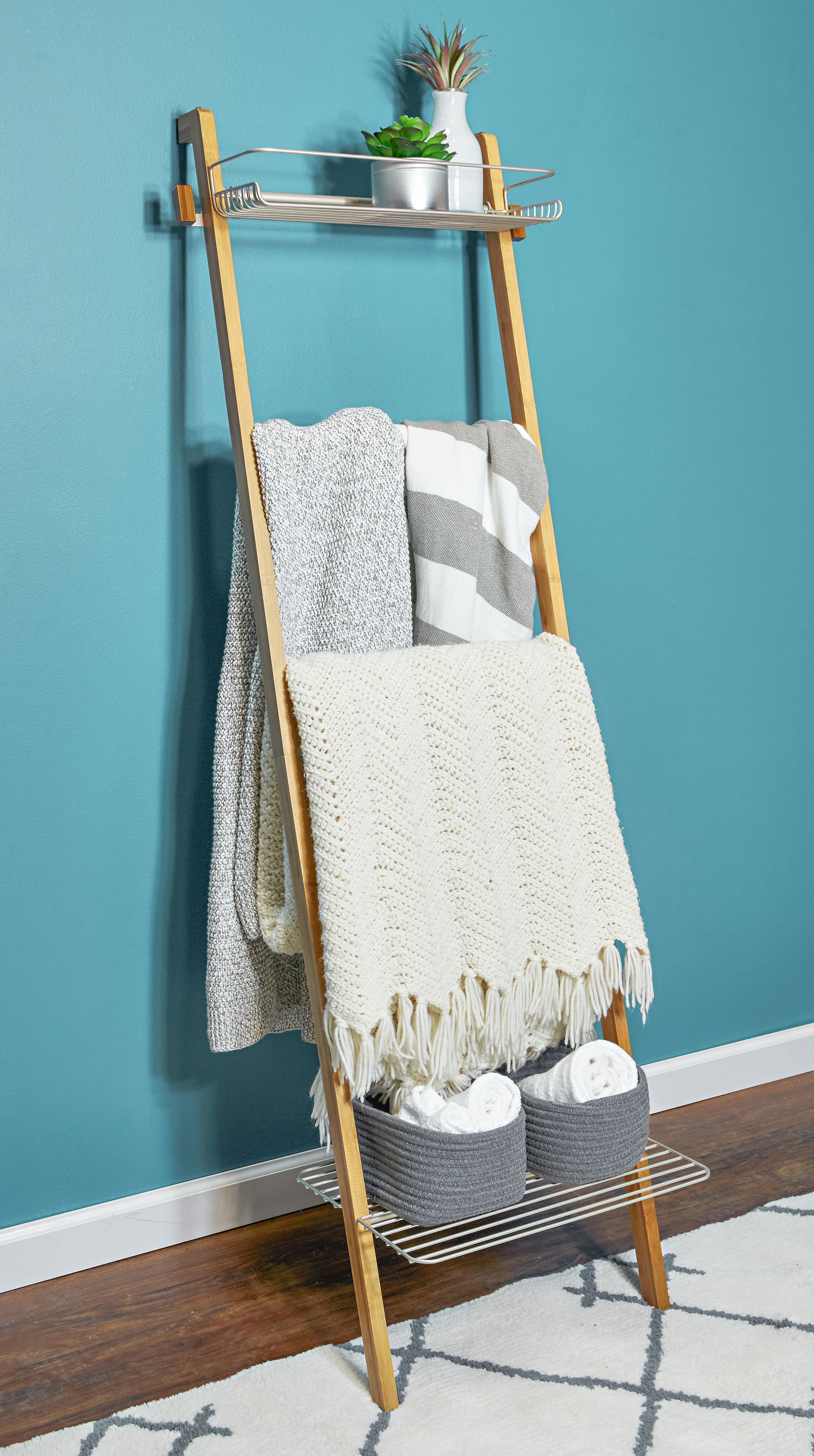 Shelf 7.jpg