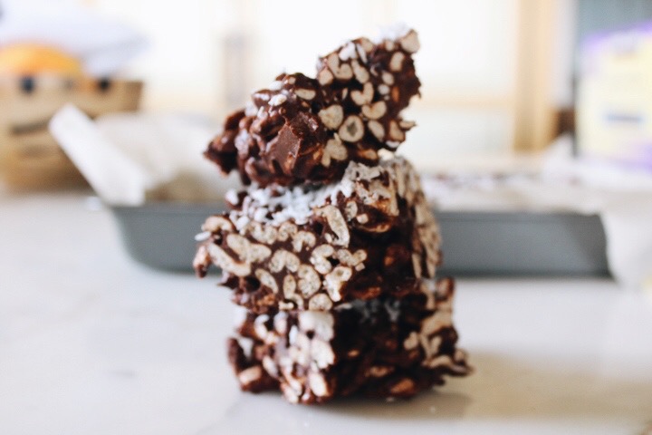 chocolate-pb-cereal-bars.jpg