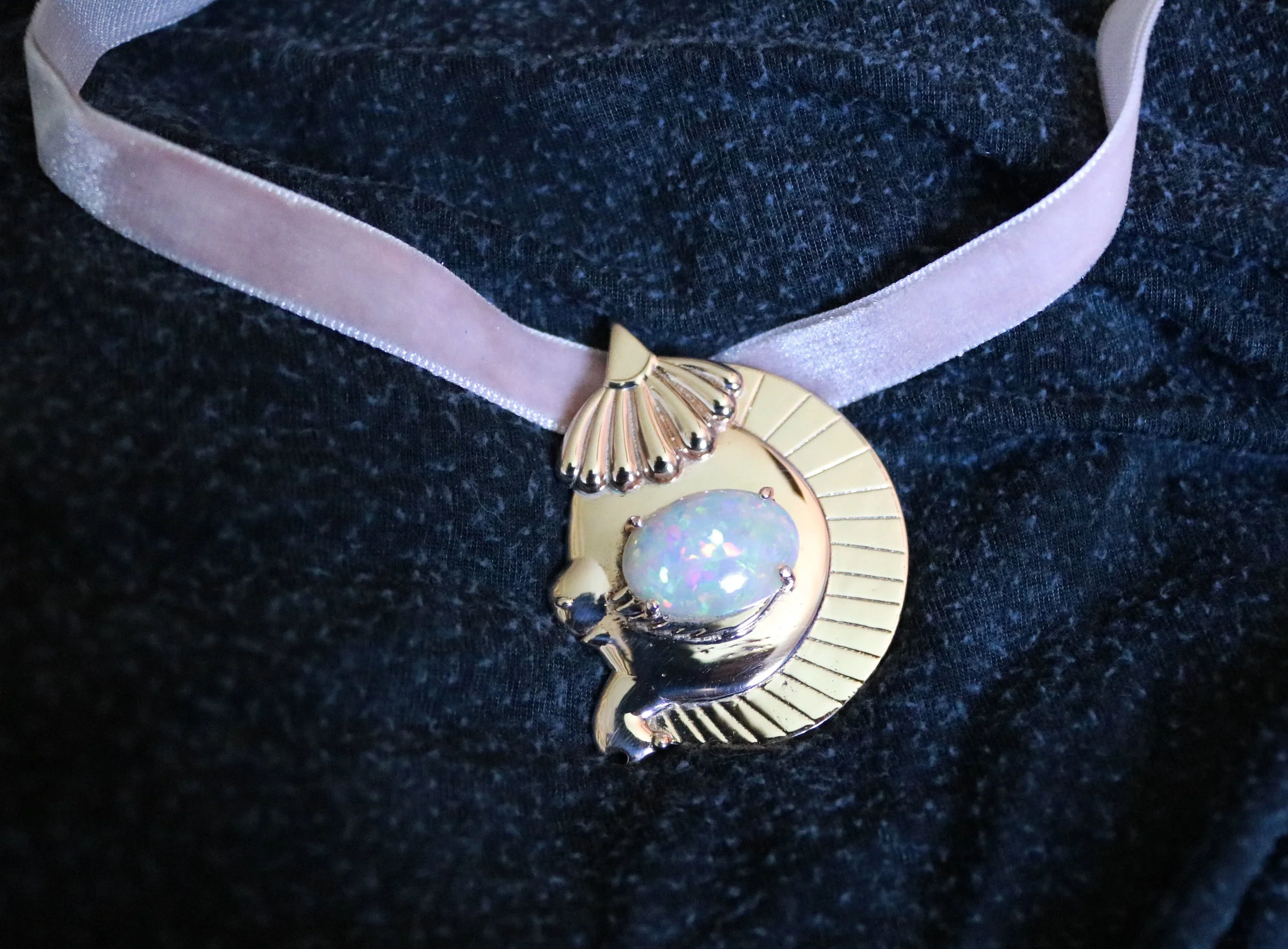 goldpendant445.jpg