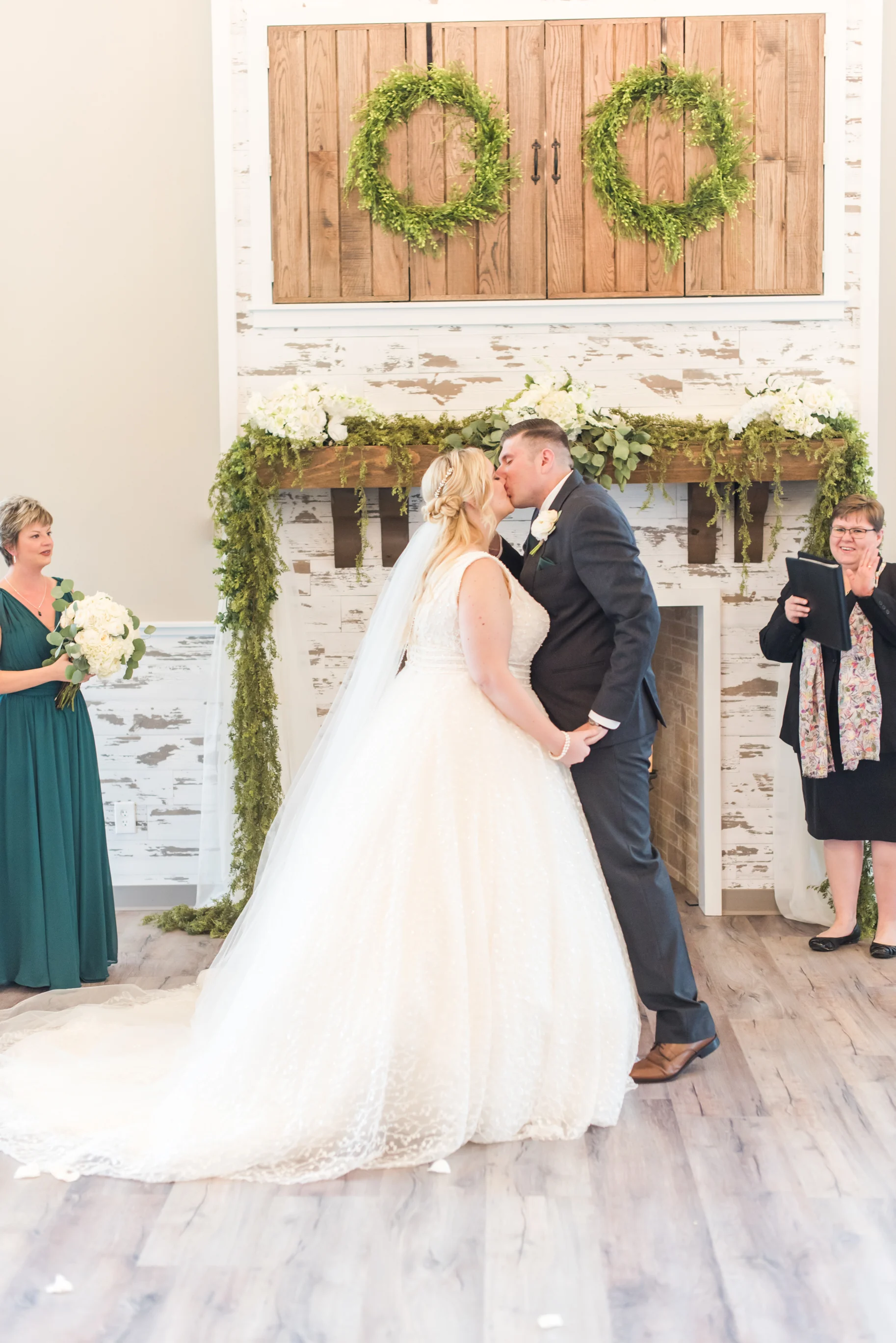 MHP_Janelle + Brian Sneak Peek-6680.jpg