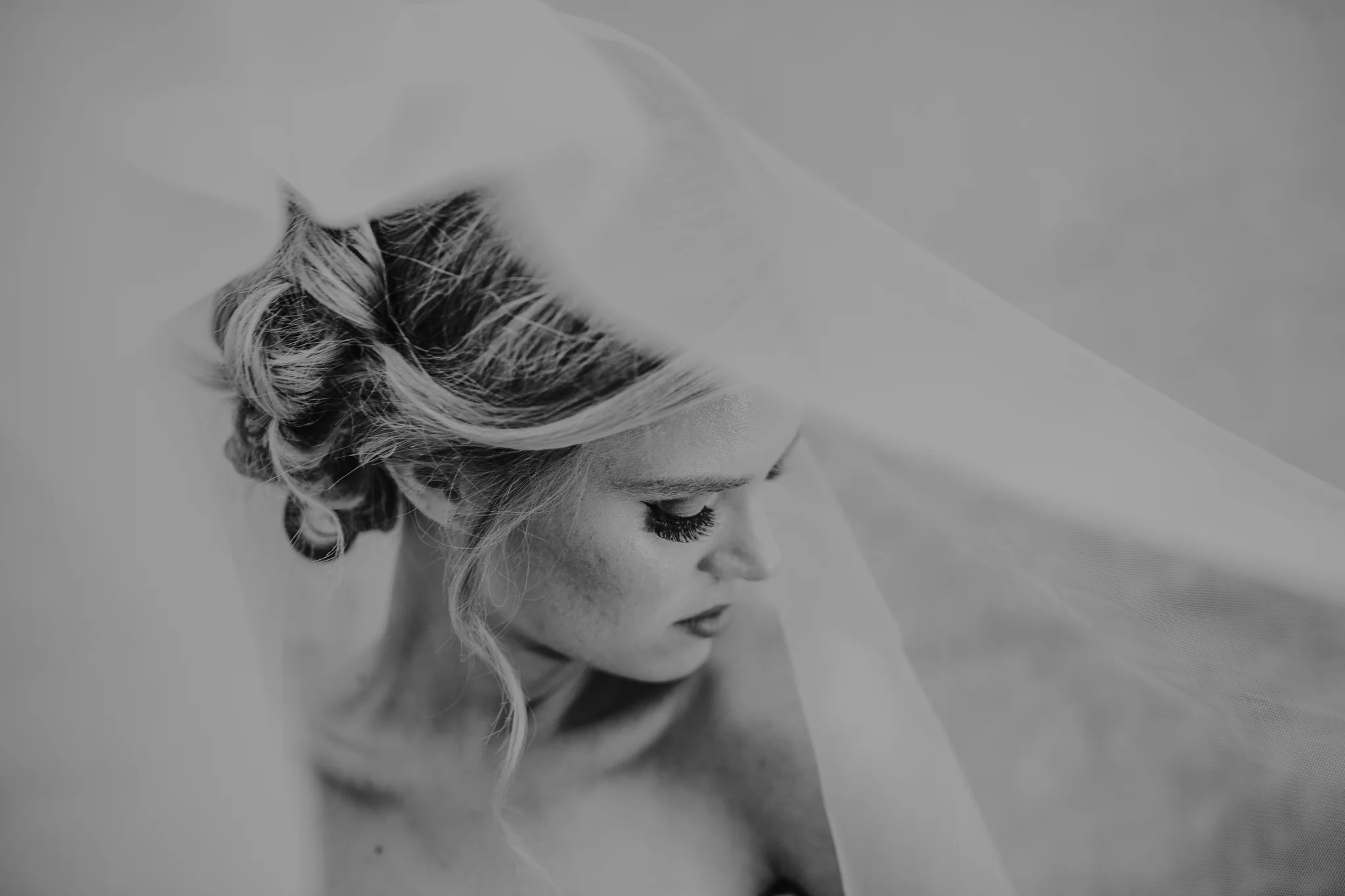 Elizabeth Lee Bridal Shoot #1- Web Ready-17IMG_1988.jpg