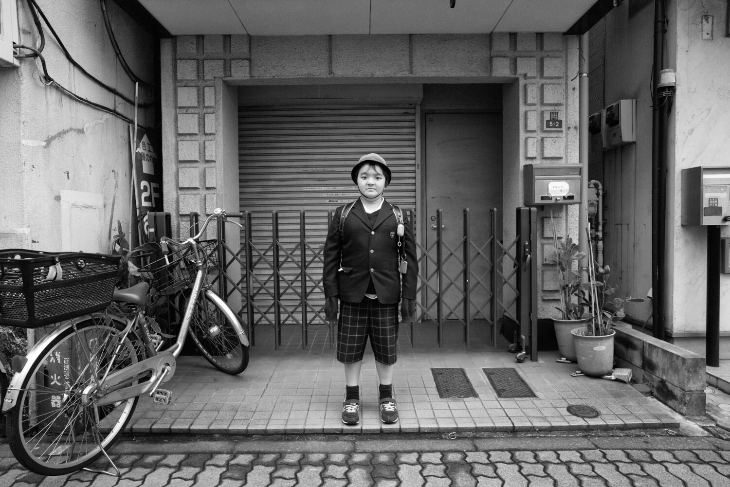 Tokyo-Japan-Street-Photography-115-LeicaSL2.jpg