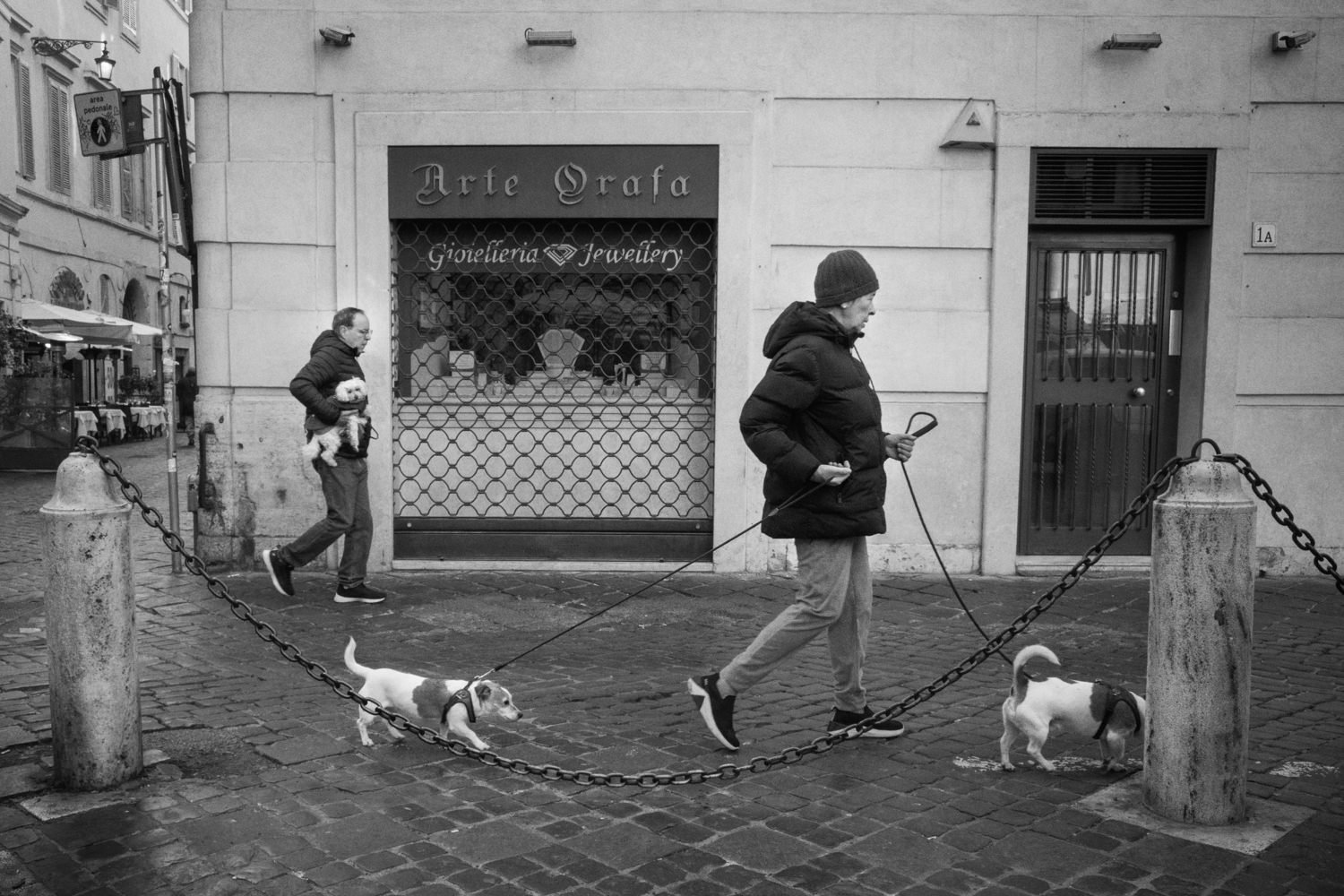 36_Street_Photography_Rome_Doggy_style_2023.jpg